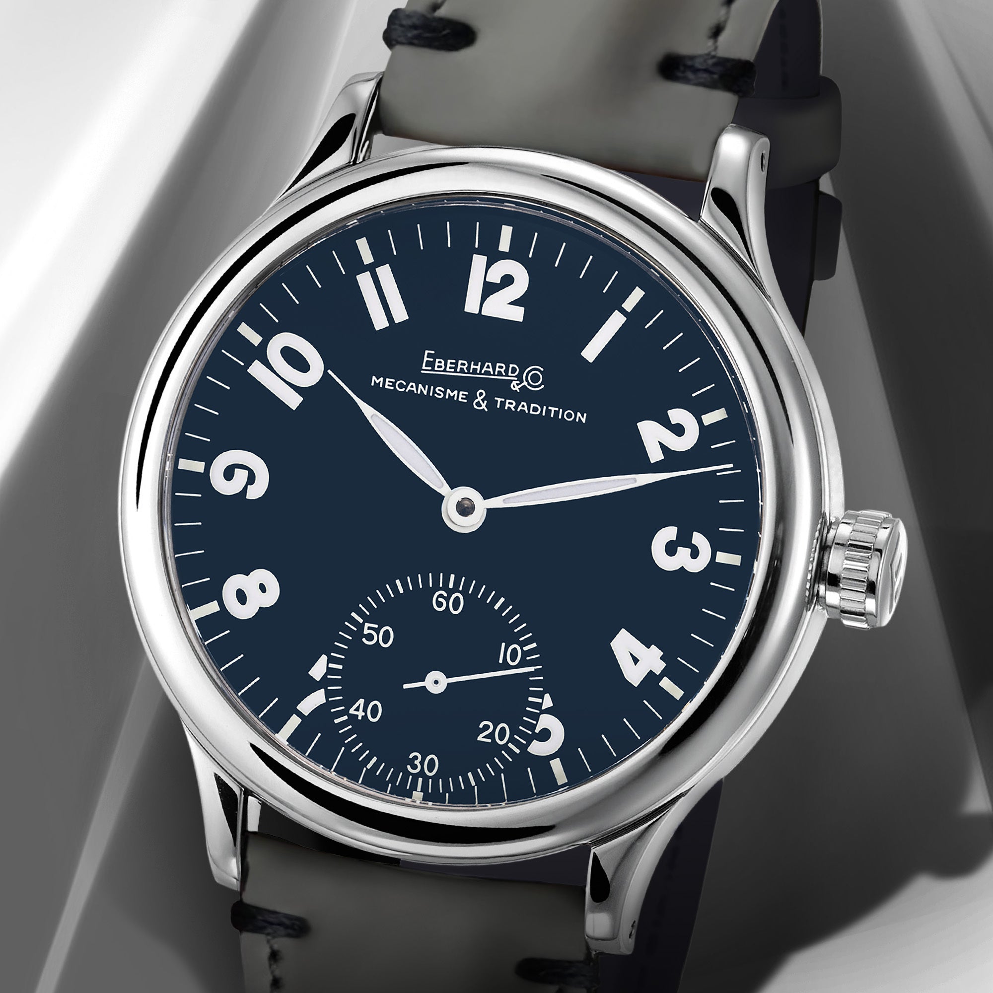 OROLOGIO EBERHARD TRAVERSETOLO QUADRANTE BLU SCURO |43MM|