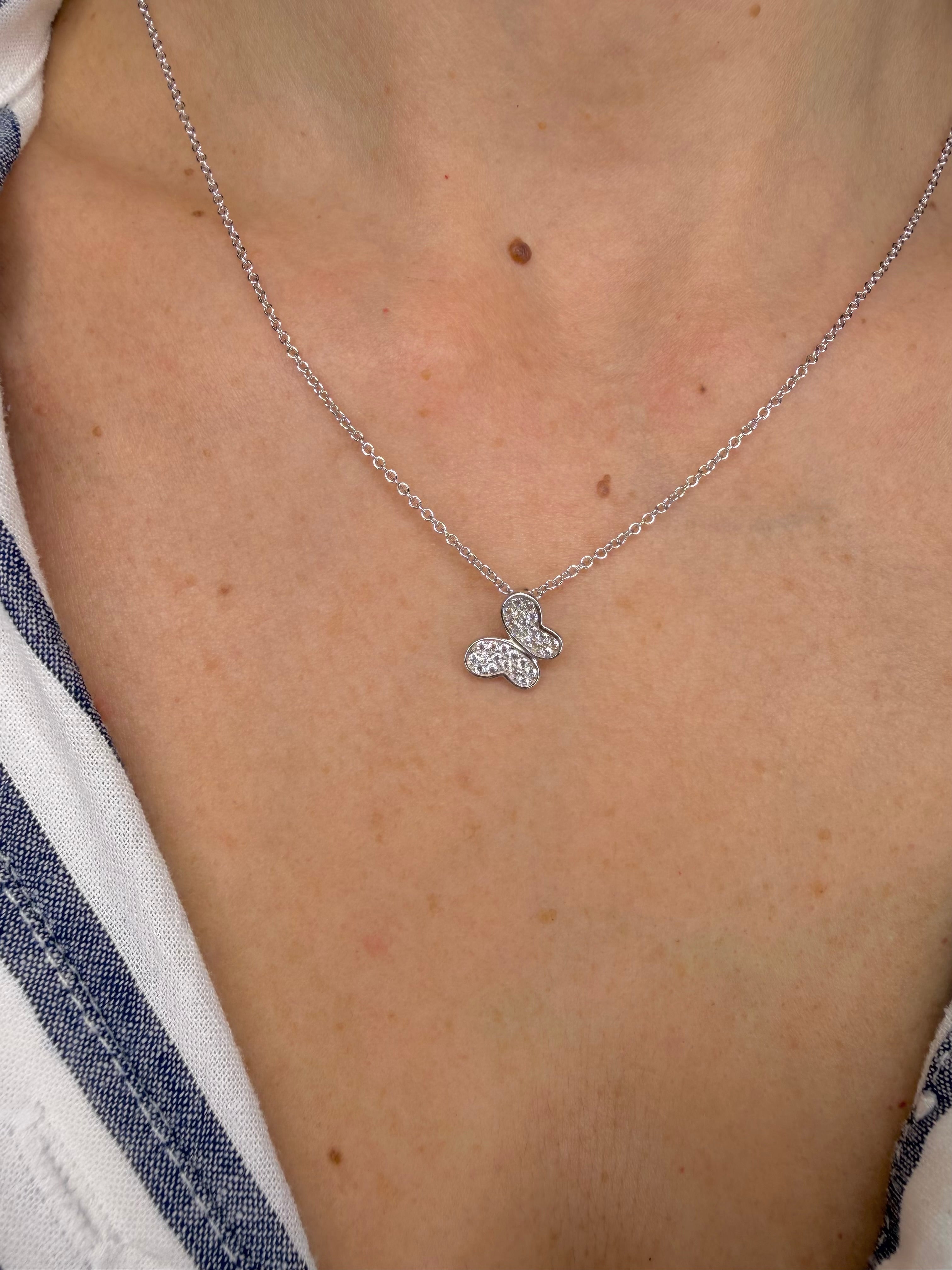 COLLANA FARFALLA CON ZIRCONI PAVÉ IN ARGENTO 925