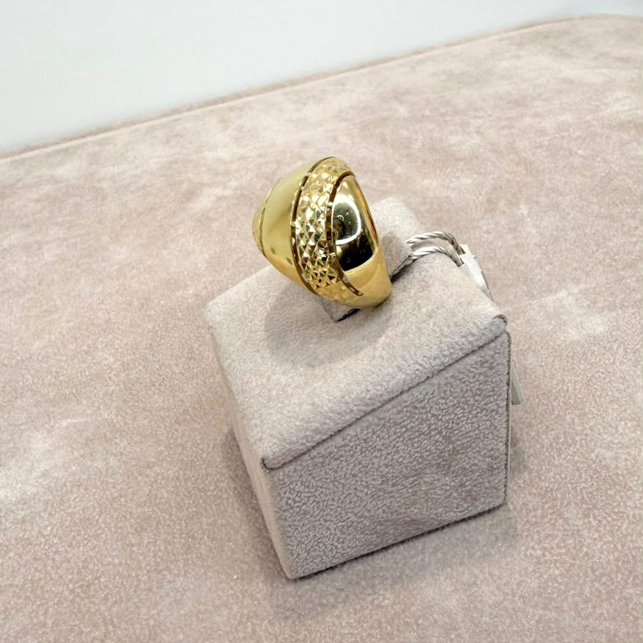 Anello a Fascia Lavorata in Oro Giallo 18 KT