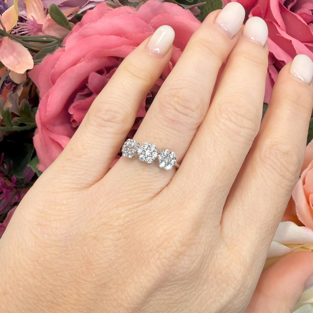 ANELLO TRILOGY IN ORO BIANCO 18 KT (750) CON ZIRCONI