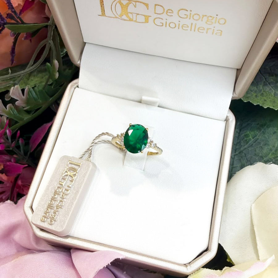 ANELLO CON PIETRA VERDE E ZIRCONI IN ORO GIALLO 18 KT (750)