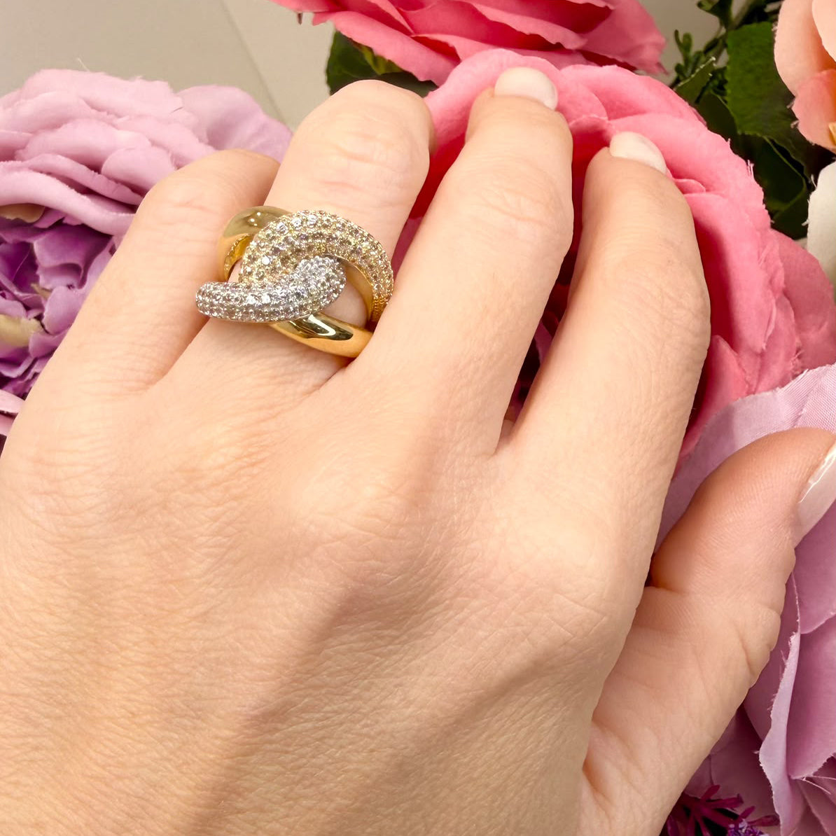 ANELLO INTRECCIATO IN ORO GIALLO E BIANCO 18 KT (750)