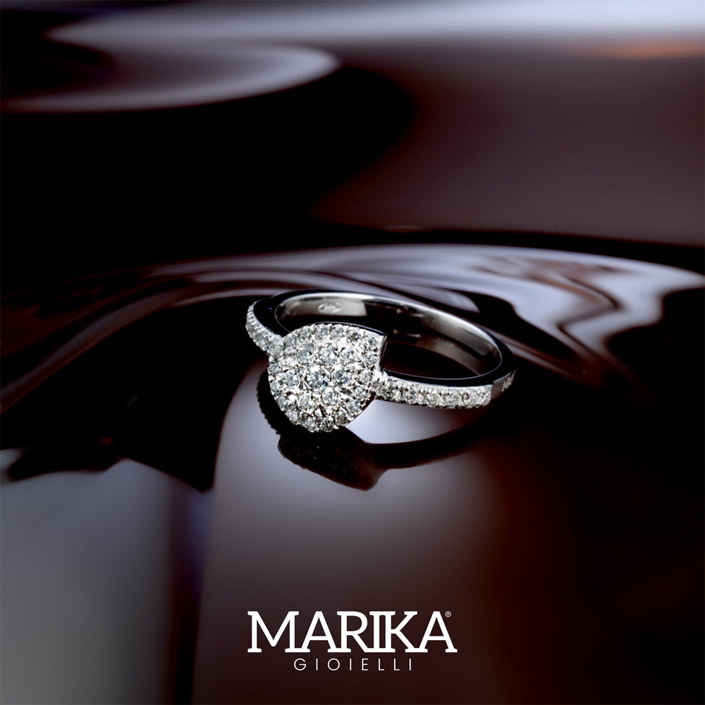 ANELLO GOCCIA IN ORO BIANCO 18 CARATI CON DIAMANTI