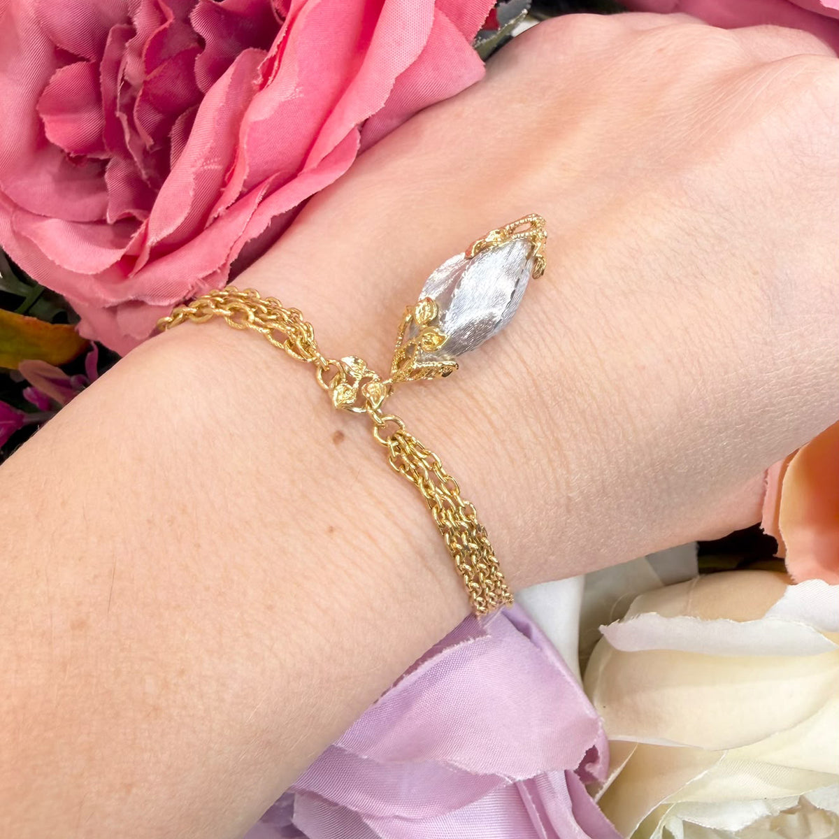 BRACCIALE IN ORO GIALLO 18 KT (750) A TRE FILI CON PENDENTE