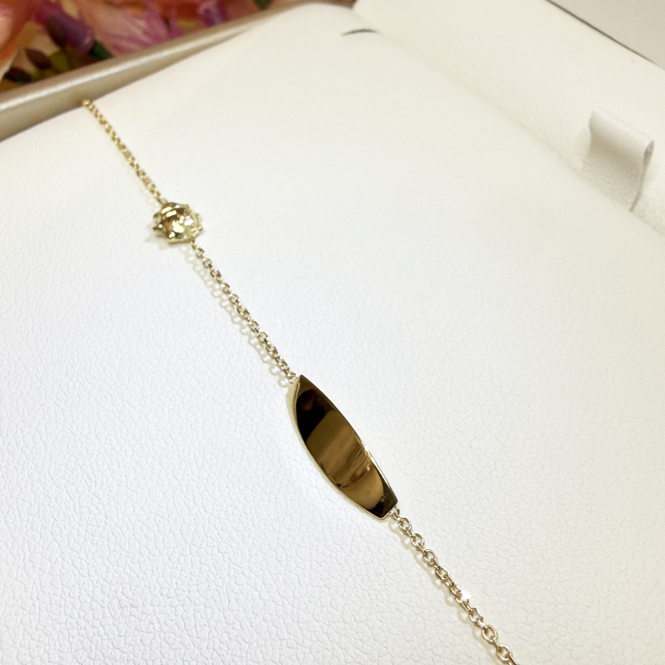 BRACCIALE BABY CON TARGHETTA E COCCINELLA IN ORO GIALLO 18KT (750)