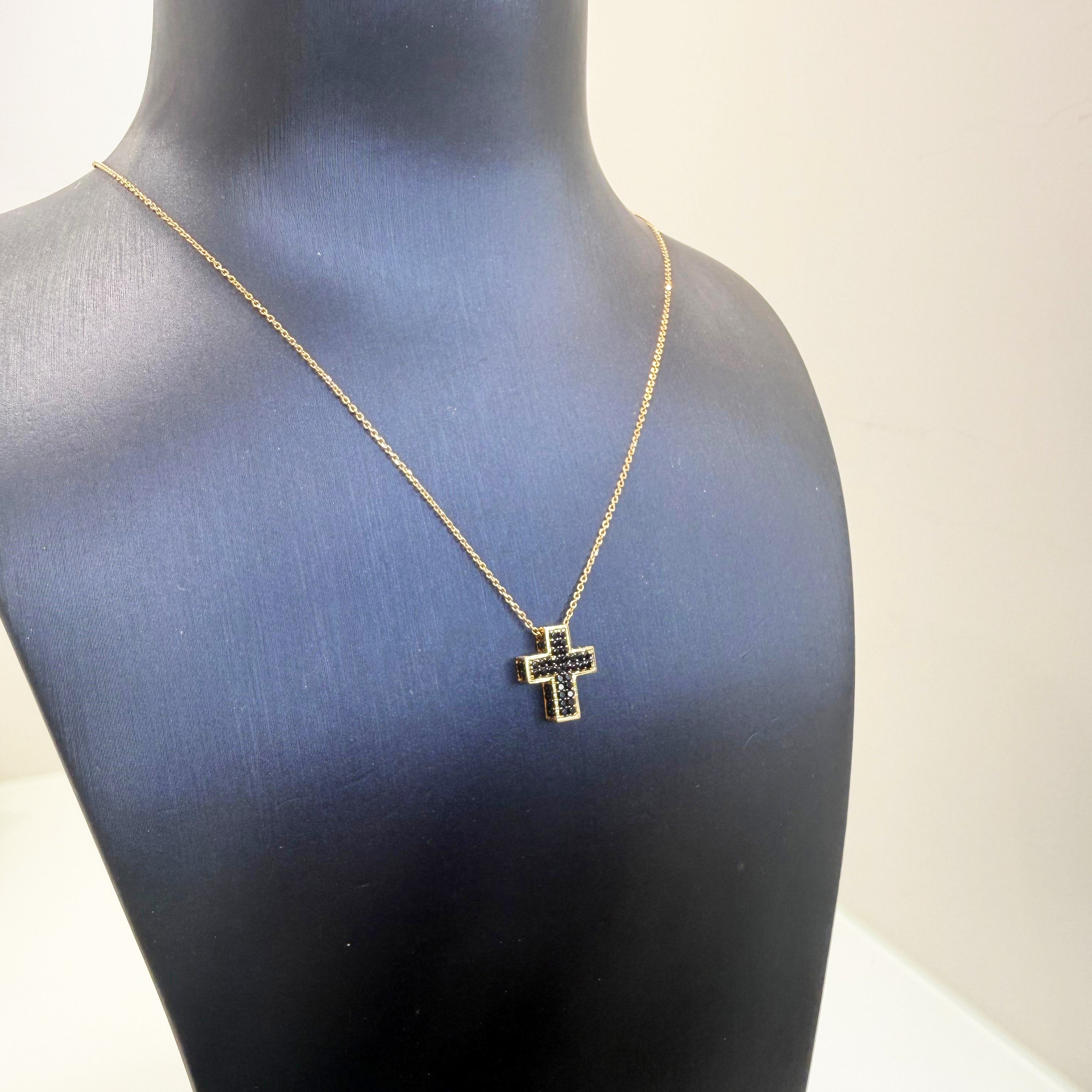 Collana con croce e zirconi neri in oro giallo 18KT (750) – Made in Italy