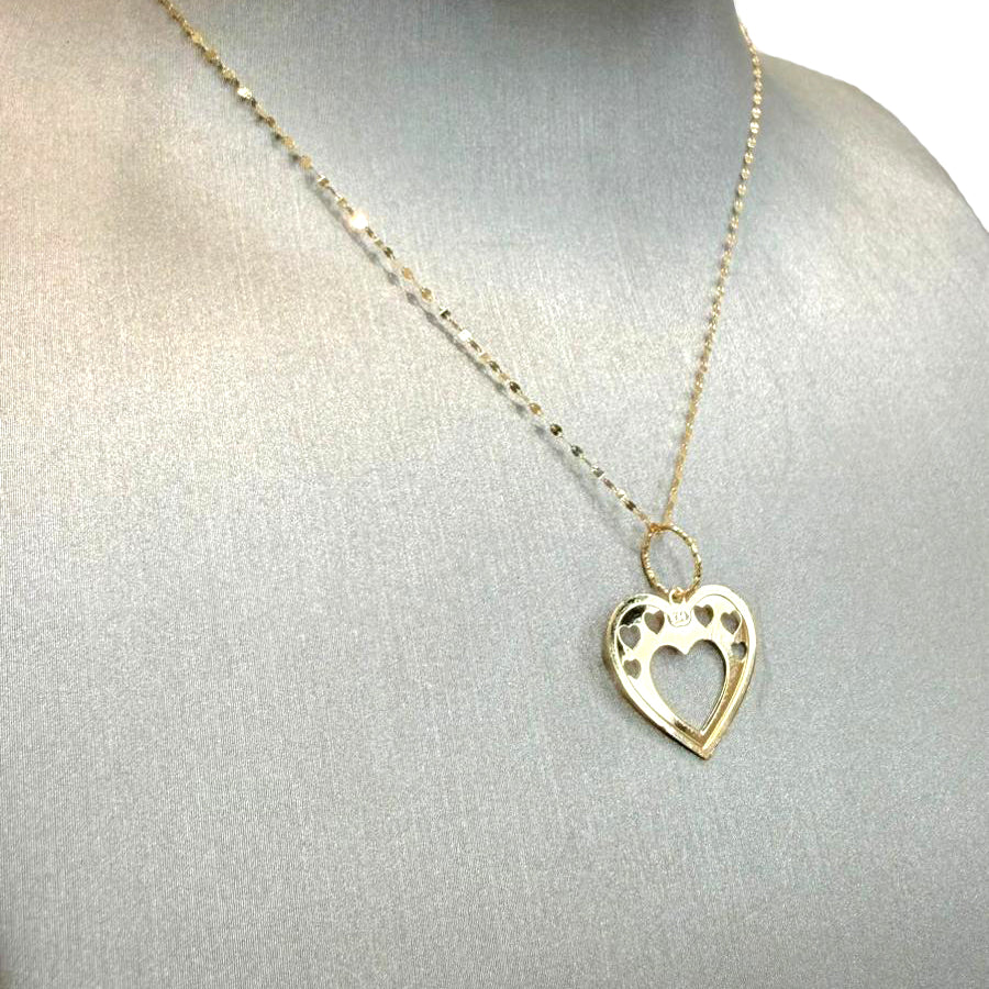 Collana con cuore traforato e cuoricini in oro giallo 18 KT (750)