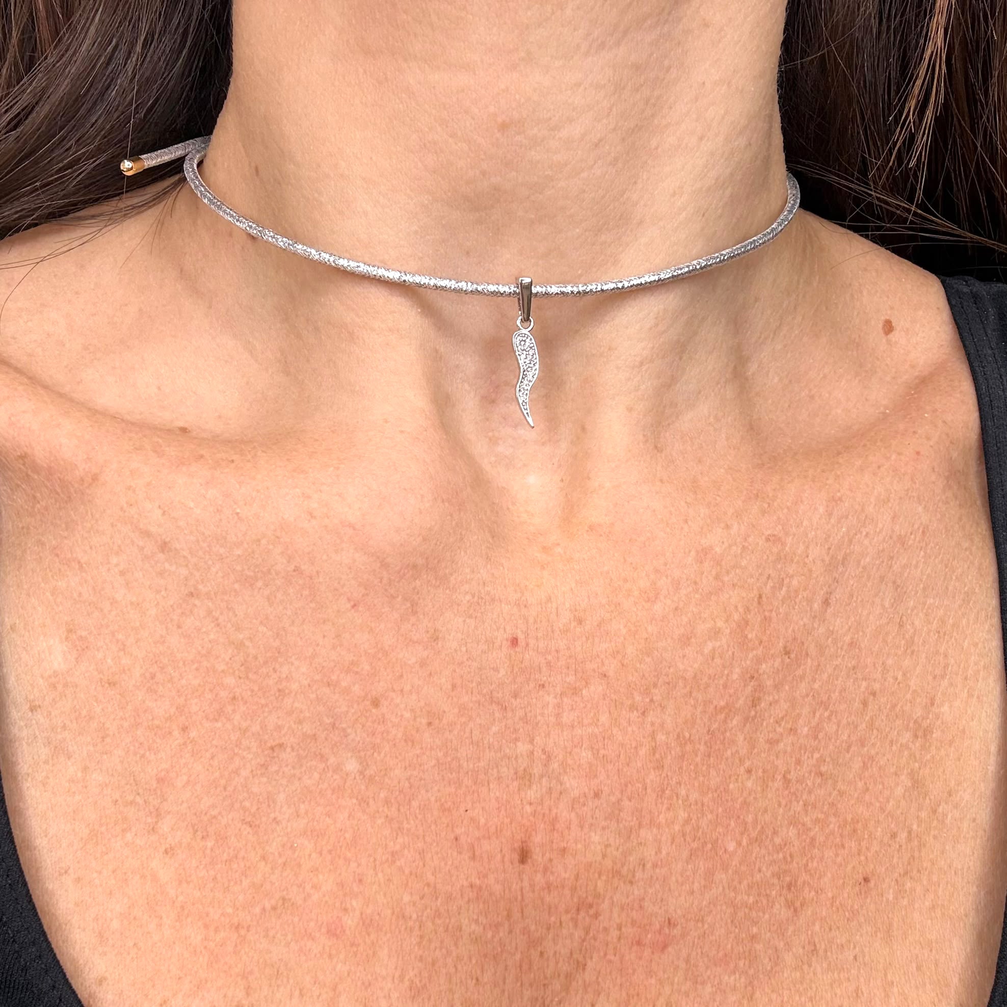 Ciondolo Corno Portafortuna Zirconato in Oro Bianco 18 KT