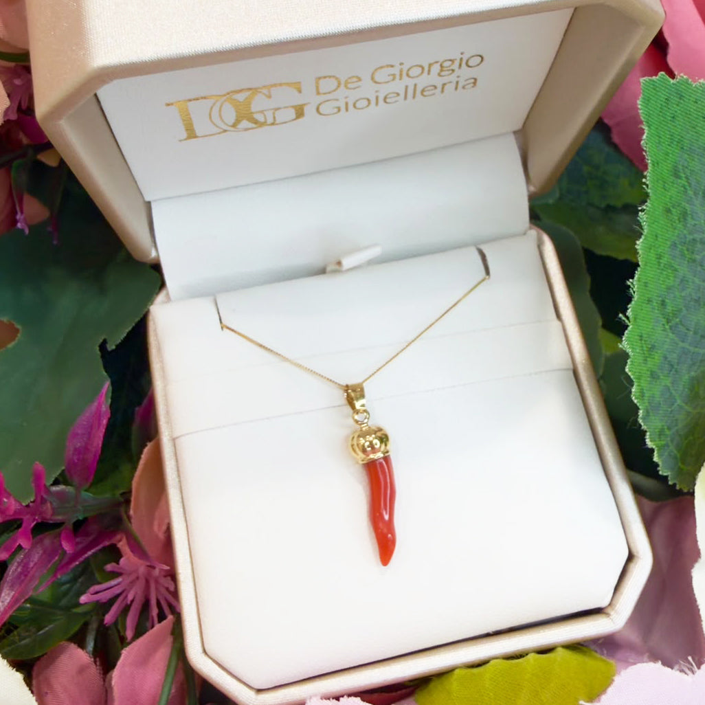 COLLANA CON CORNETTO ROSSO IN ORO GIALLO 18 KT (750)