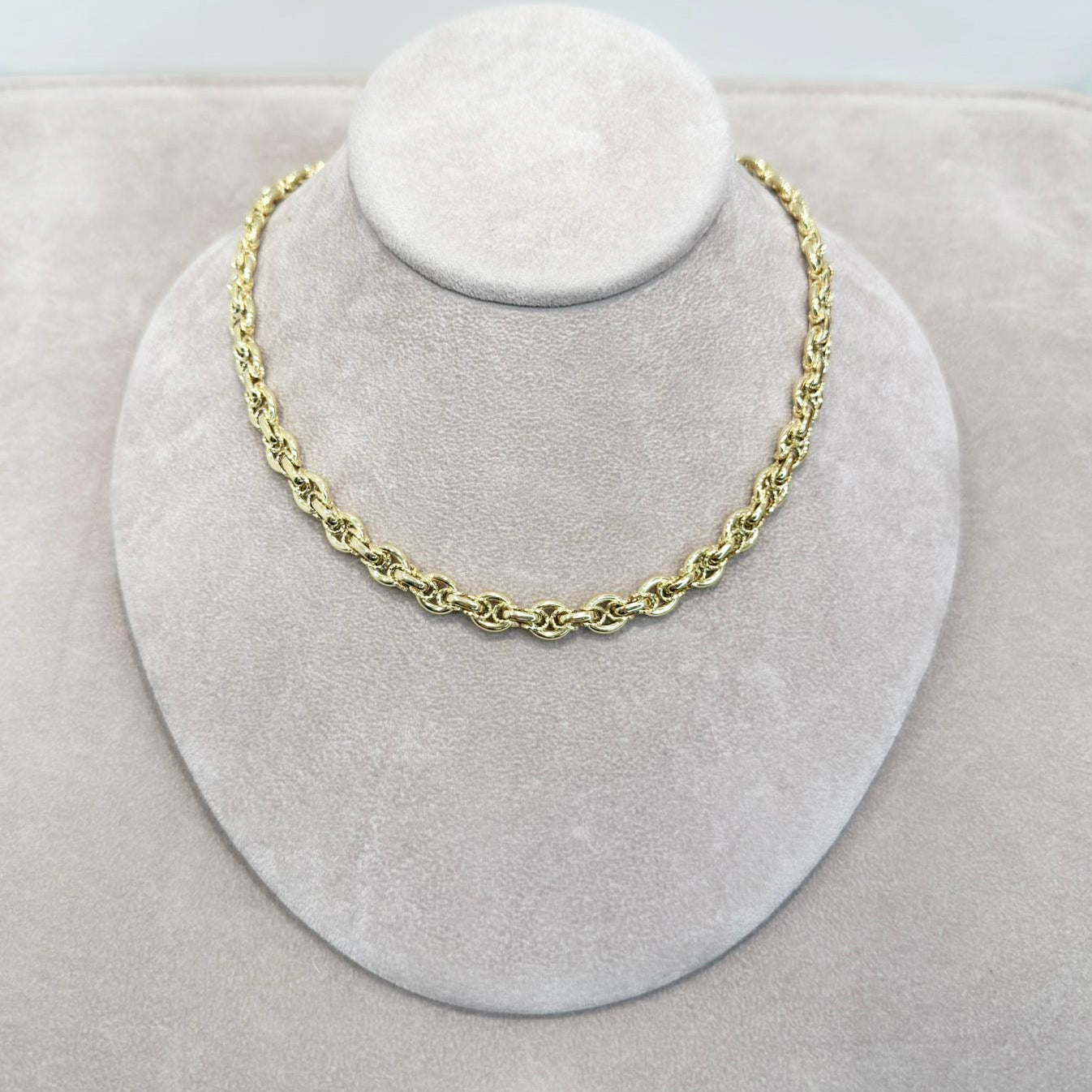Collana in Oro Giallo 18 KT con Maglie Intrecciate