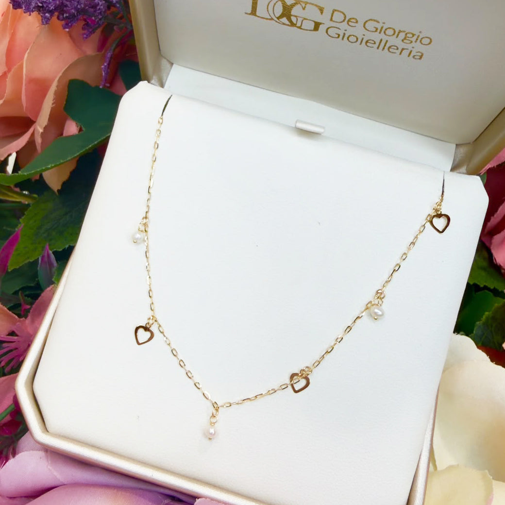 COLLANA CON CUORI E PERLE IN ORO GIALLO 18 KT (750)