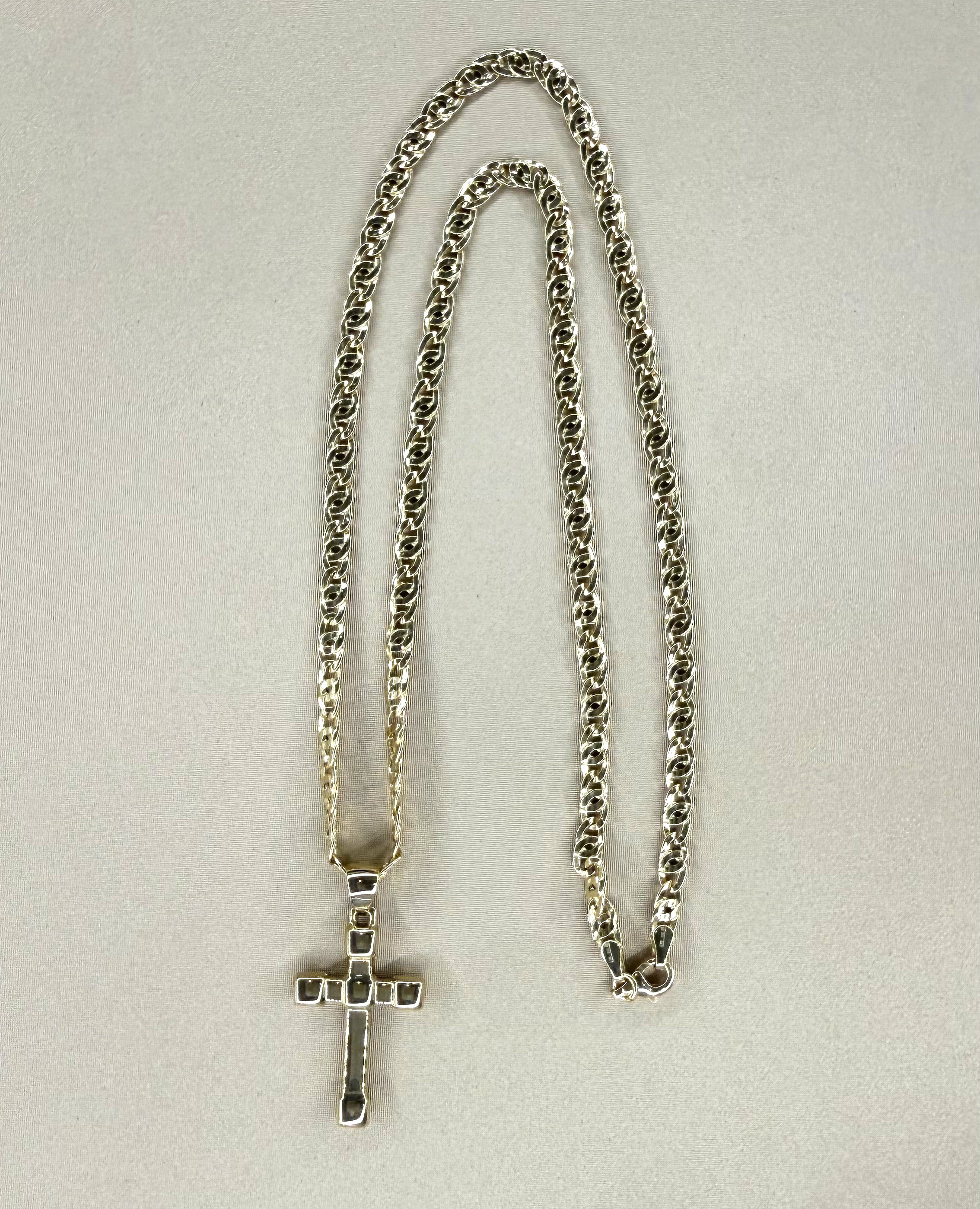 Collana con Croce in Oro Giallo 18 KT