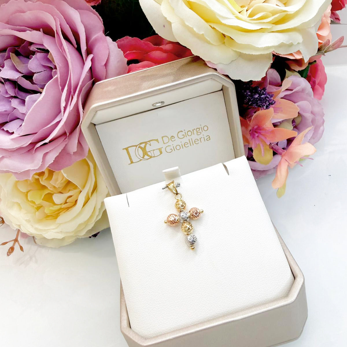 Ciondolo a croce in oro giallo, bianco e rosa 18KT (750) con sfere diamantate unisex