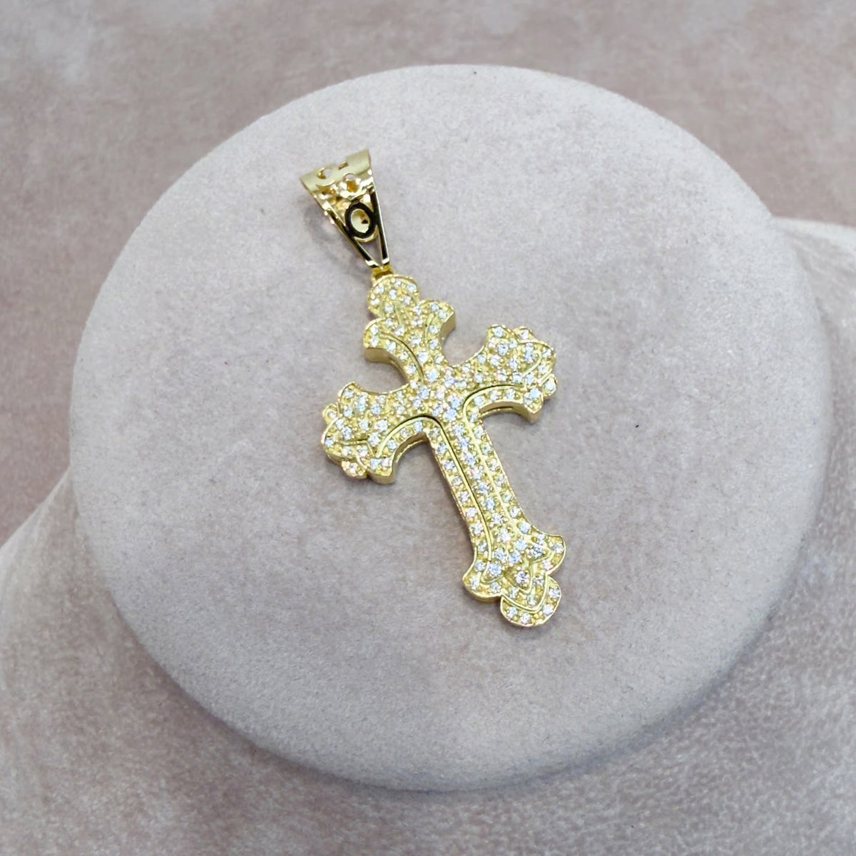 PENDENTE CROCE UOMO IN ORO GIALLO 18 KT (750) CON ZIRCONI