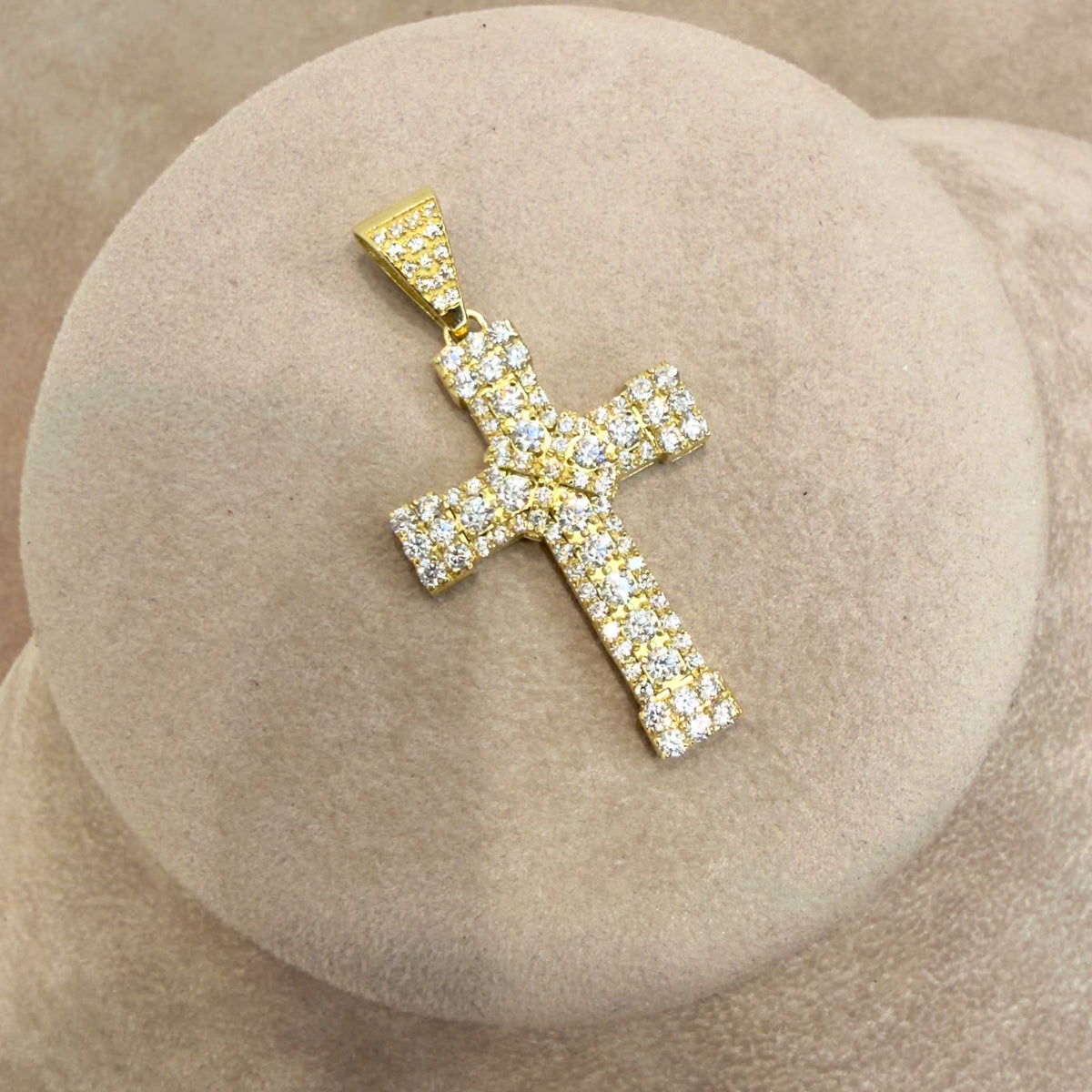 PENDENTE CROCE UOMO IN ORO GIALLO 18 KT (750) CON ZIRCONI