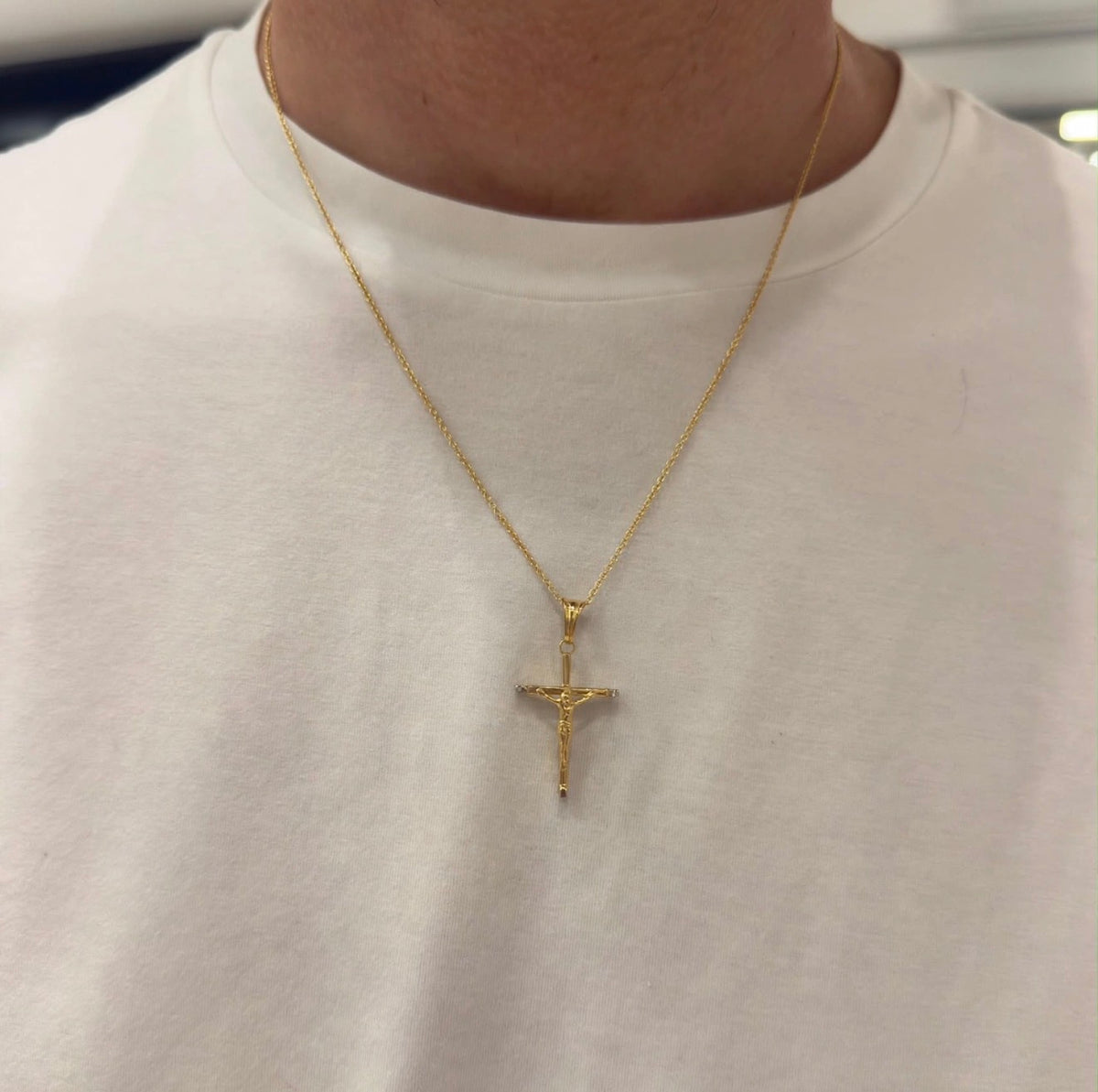 COLLANA DA UOMO CON CROCIFISSO IN ORO 18 KT