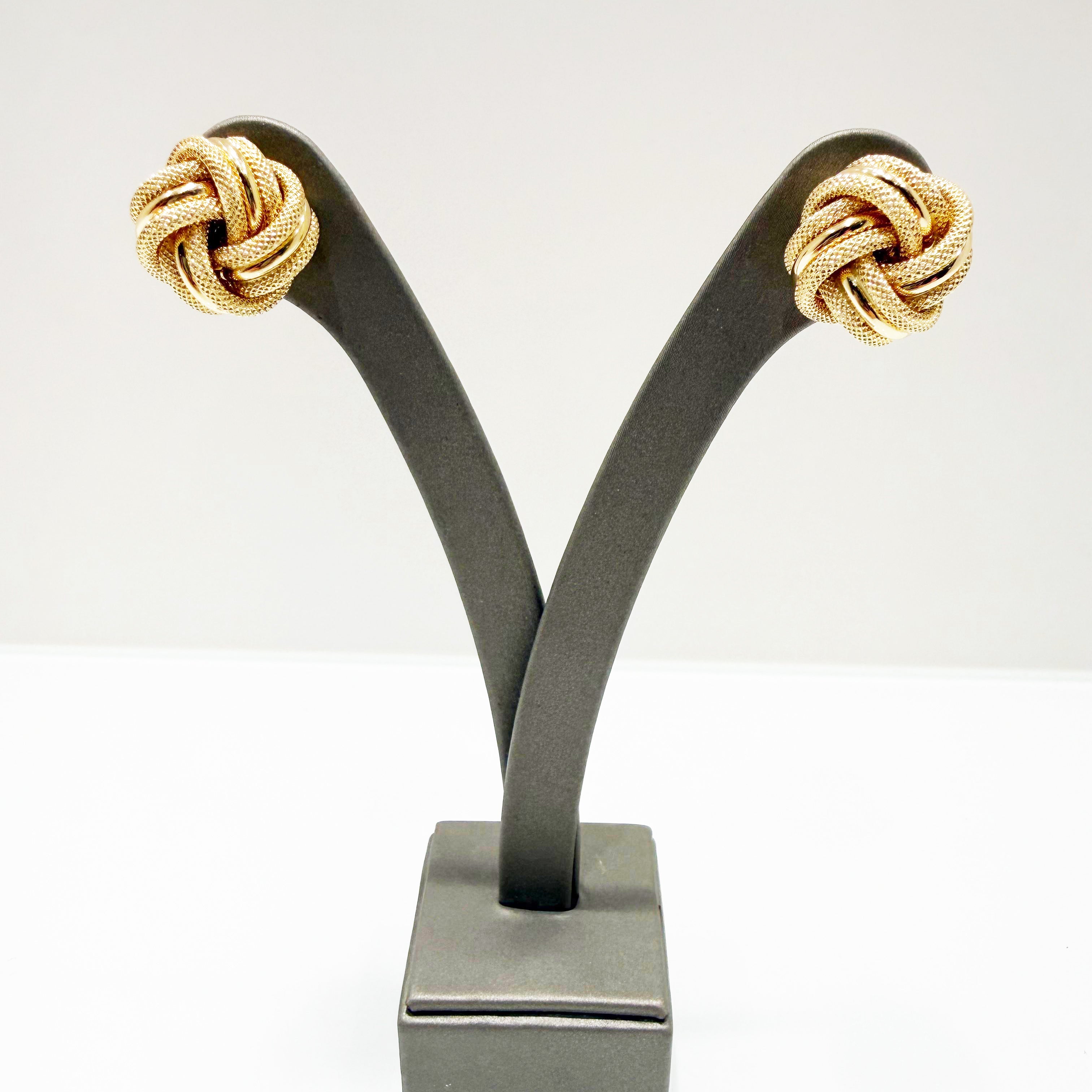 Orecchini nodo intrecciato in oro giallo 18KT (750) – Made in Italy
