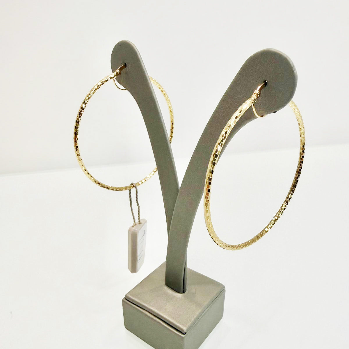 Orecchini a cerchio in oro giallo 18KT (750)