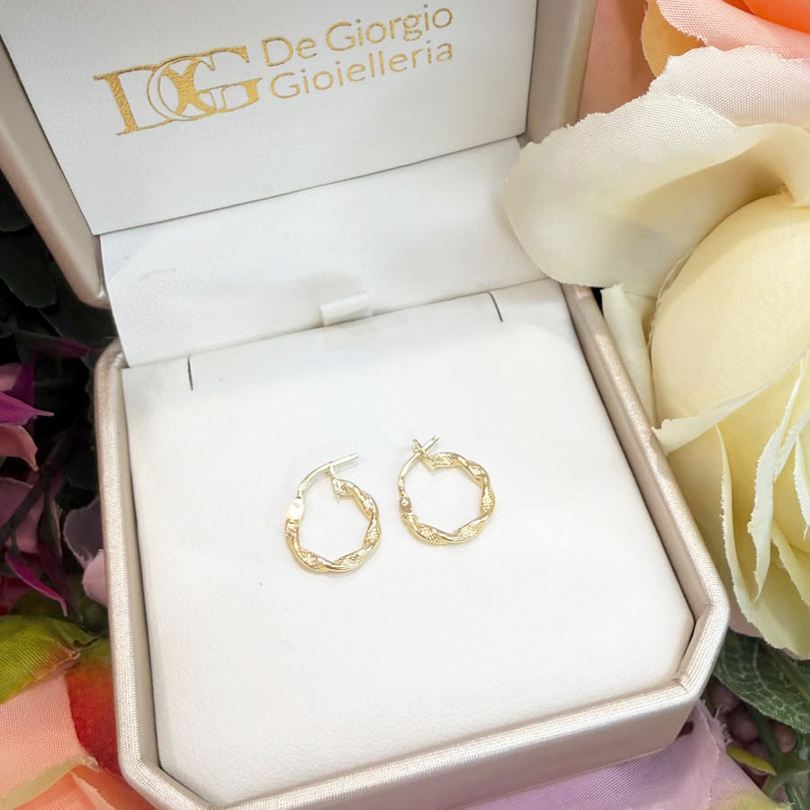 ORECCHINI A CERCHIO INTRECCIATO IN ORO GIALLO 18 KT