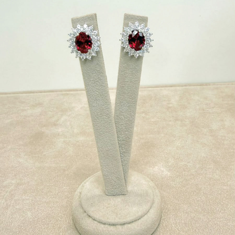 ORECCHINI IN ORO BIANCO 18 KT (750) CON PIETRA ROSSA E ZIRCONI