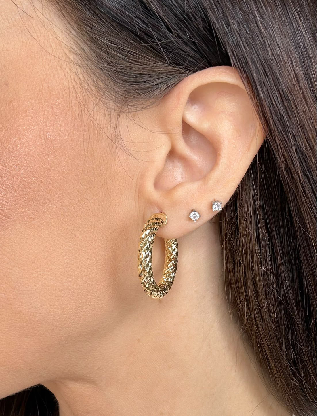 ORECCHINI A CERCHIO SFACCETTATI IN ORO GIALLO 18 KT (750)