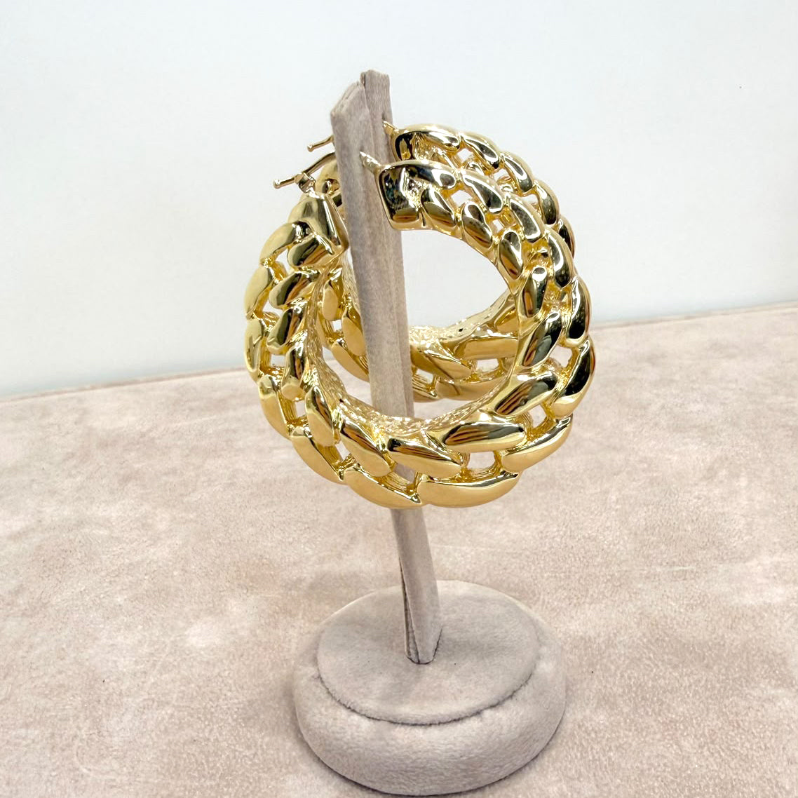 ORECCHINI A CERCHIO GROUMETTE BOMBATA IN ORO GIALLO 18 KT (750)