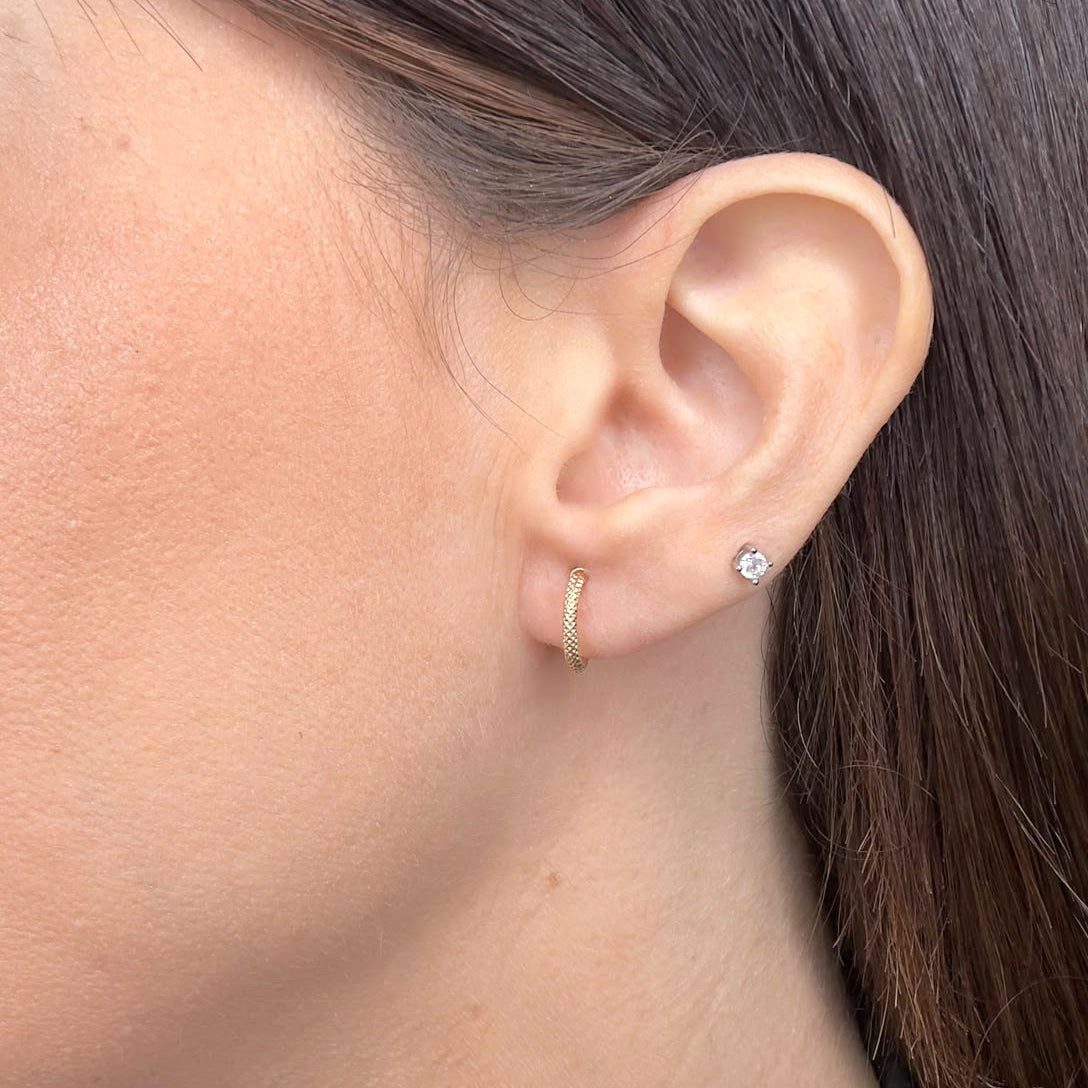 ORECCHINI A CERCHIO DIAMANTATI IN ORO GIALLO 18 KT (750)