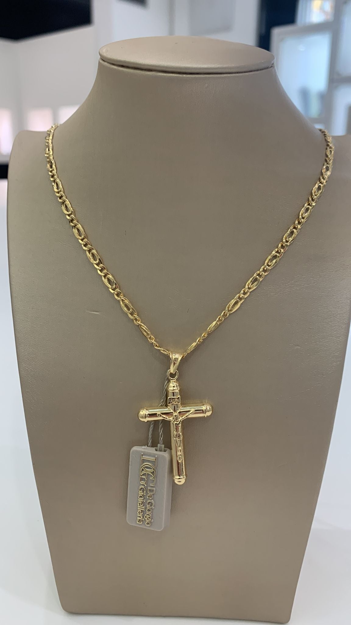 Collana con Crocifisso in Oro Giallo 18 KT