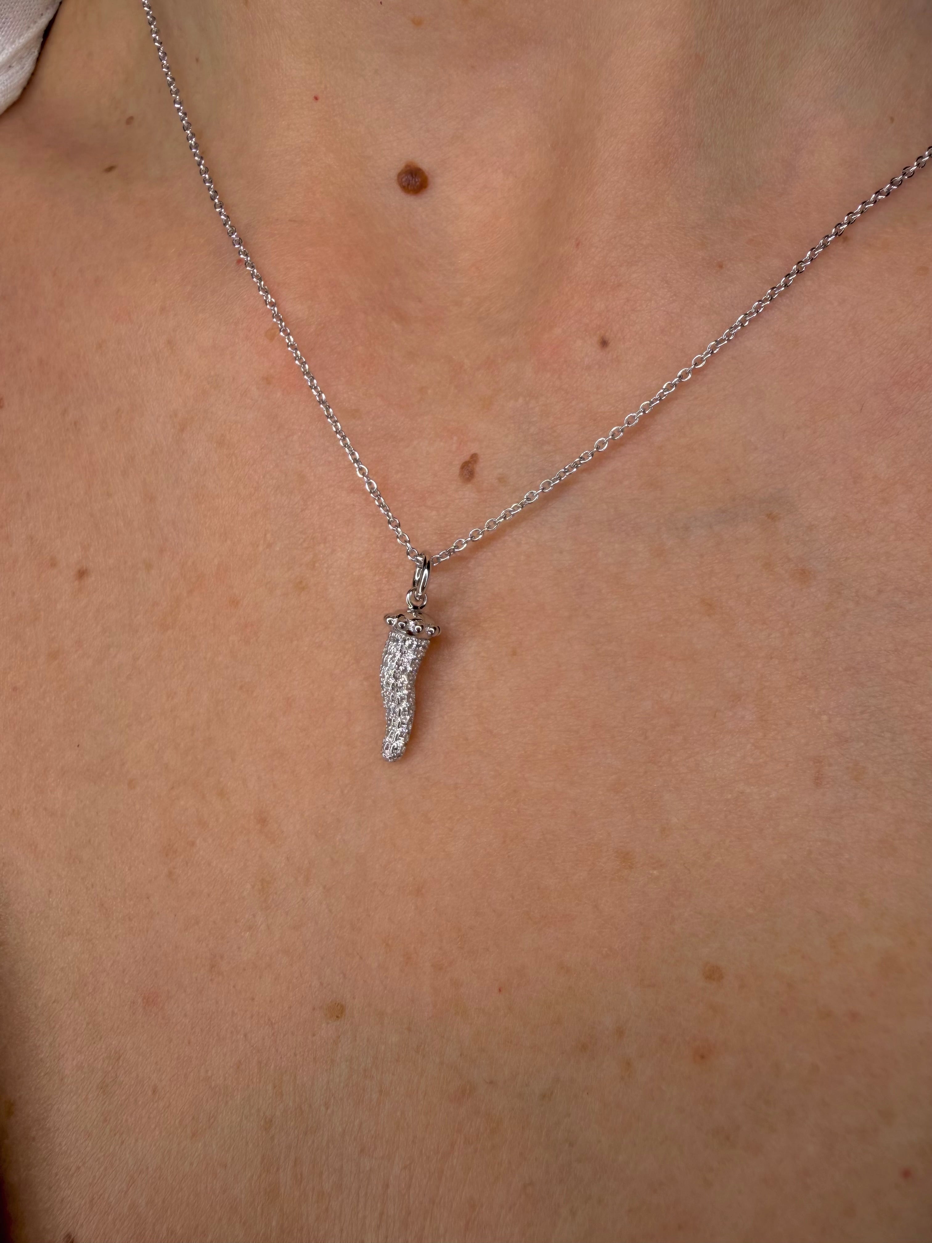 COLLANA CORNO CON ZIRCONI PAVÉ IN ARGENTO 925