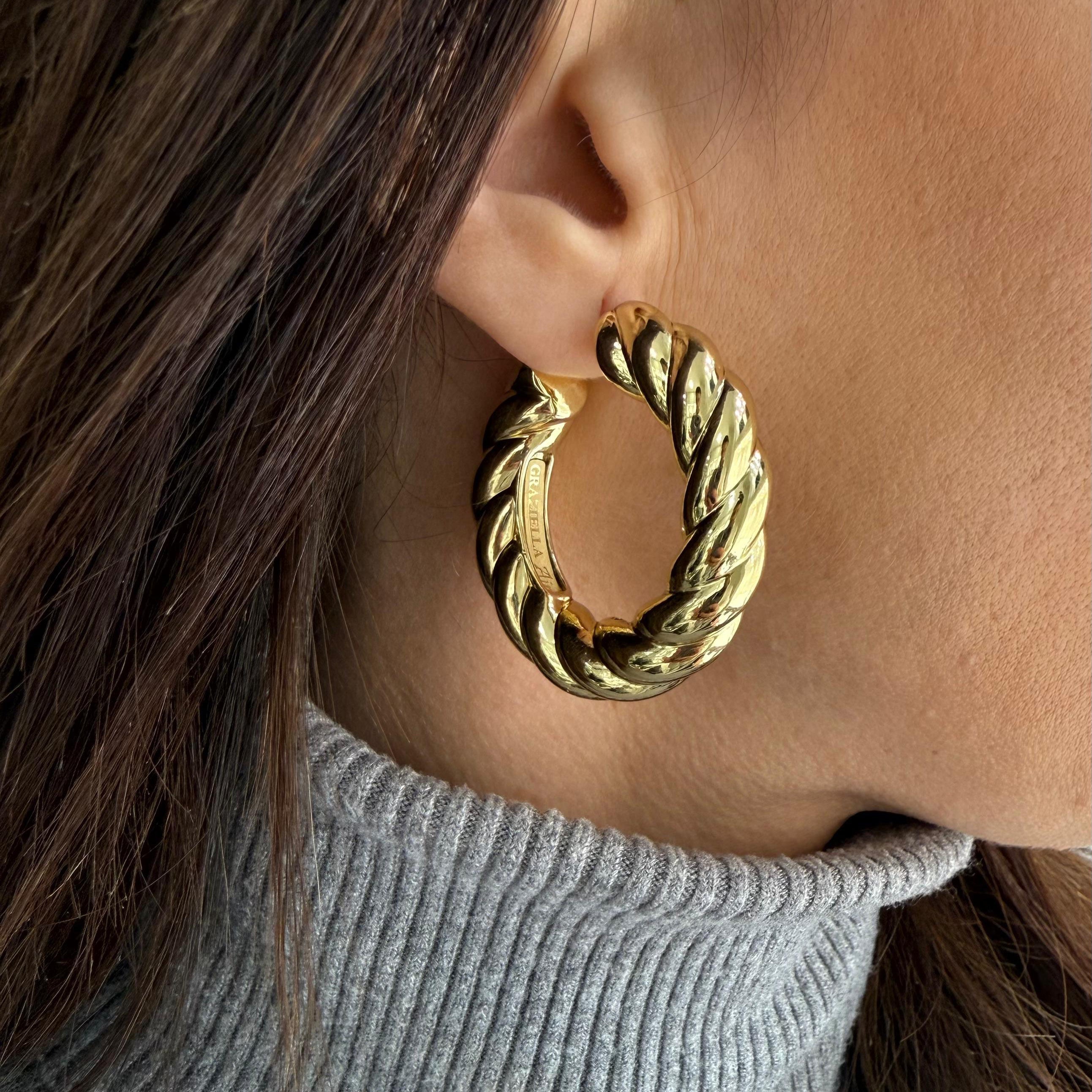 Orecchini a Cerchio Intrecciati in Oro Giallo 18KT (750) – Made in Italy