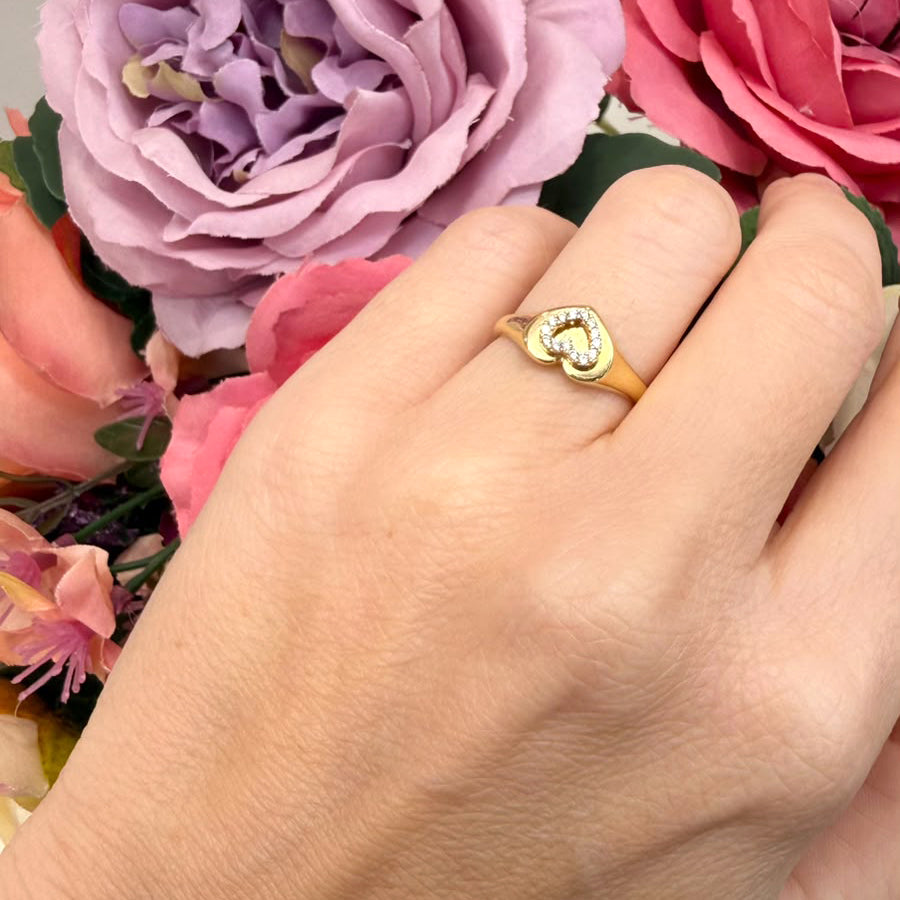 Anello Cuore in Oro Giallo 18 KT con Zirconi