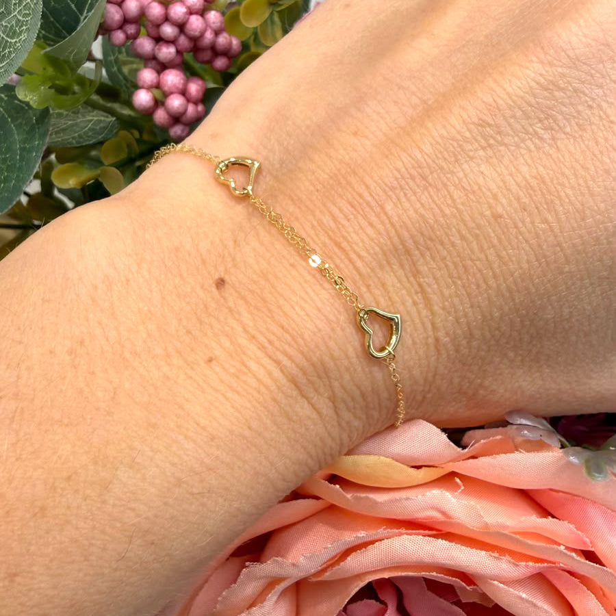 Bracciale con Cuori Traforati in Oro Giallo 18 KT (750)