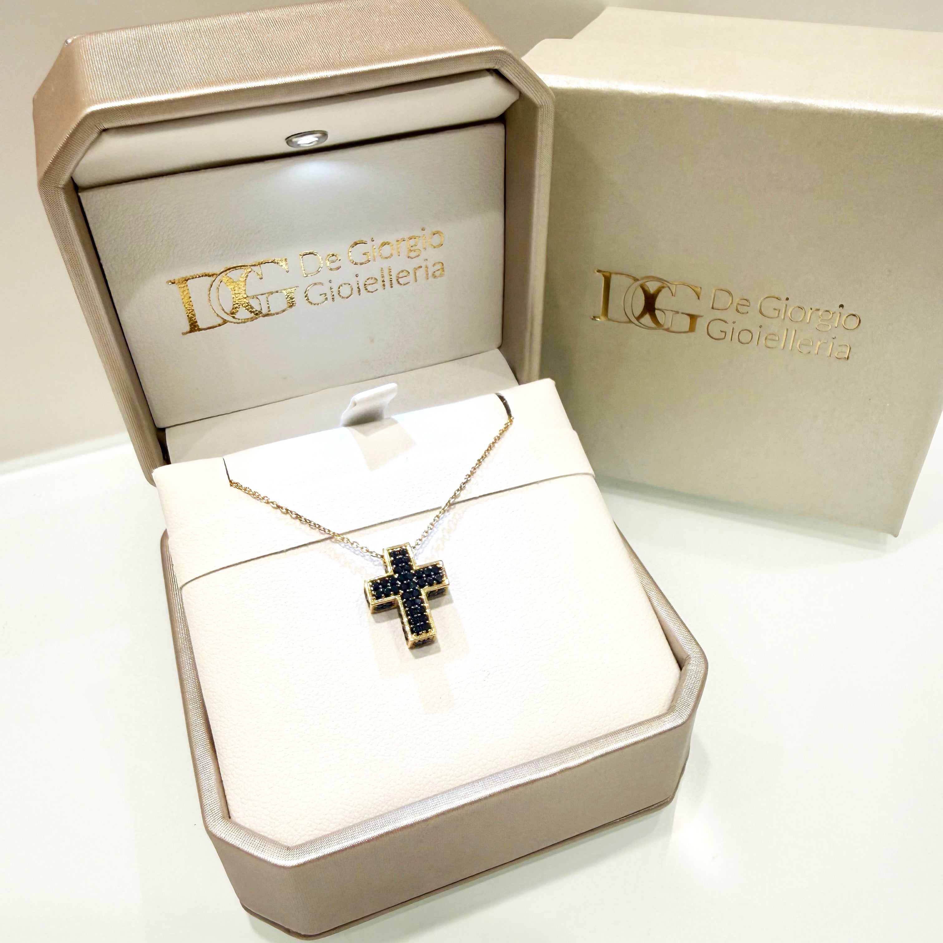Collana con croce e zirconi neri in oro giallo 18KT (750) – Made in Italy