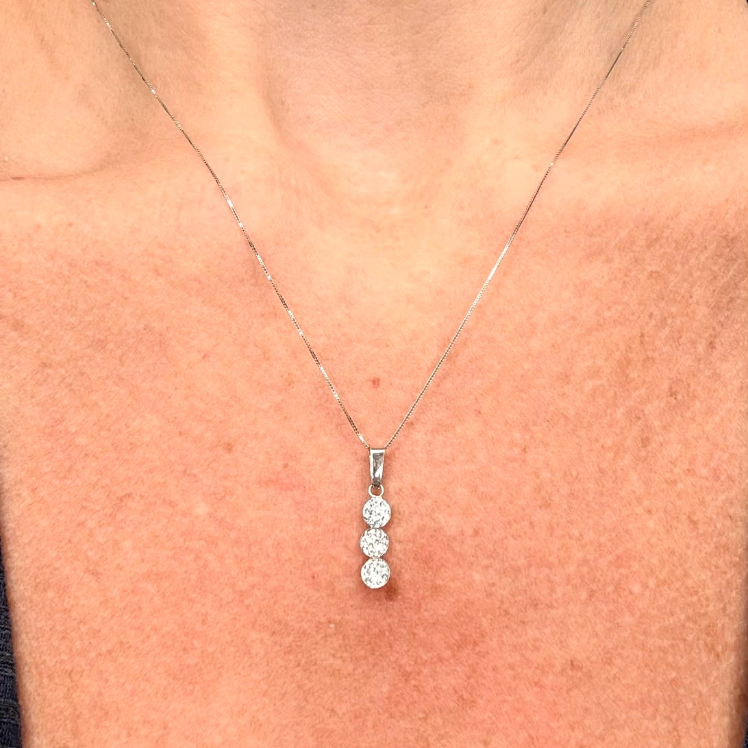 Collana con Pendente a Trilogy in Oro Bianco 18 KT