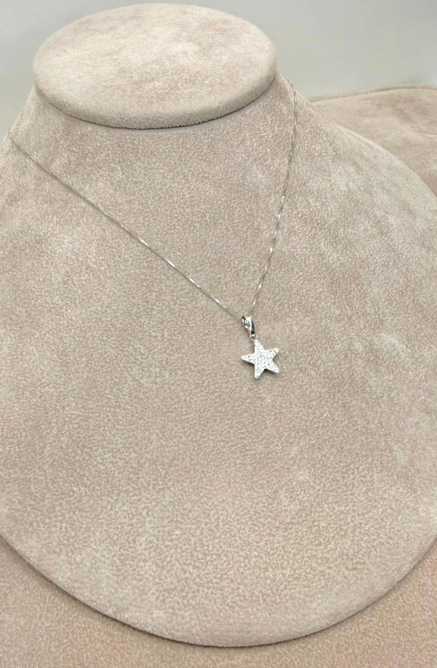 Collana con Ciondolo Stella e Zirconi in Oro Bianco 18 KT