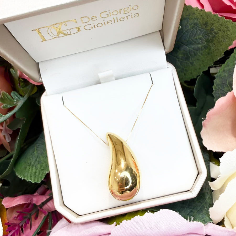 COLLANA IN ORO GIALLO 18 KT (750) CON PENDENTE A GOCCIA