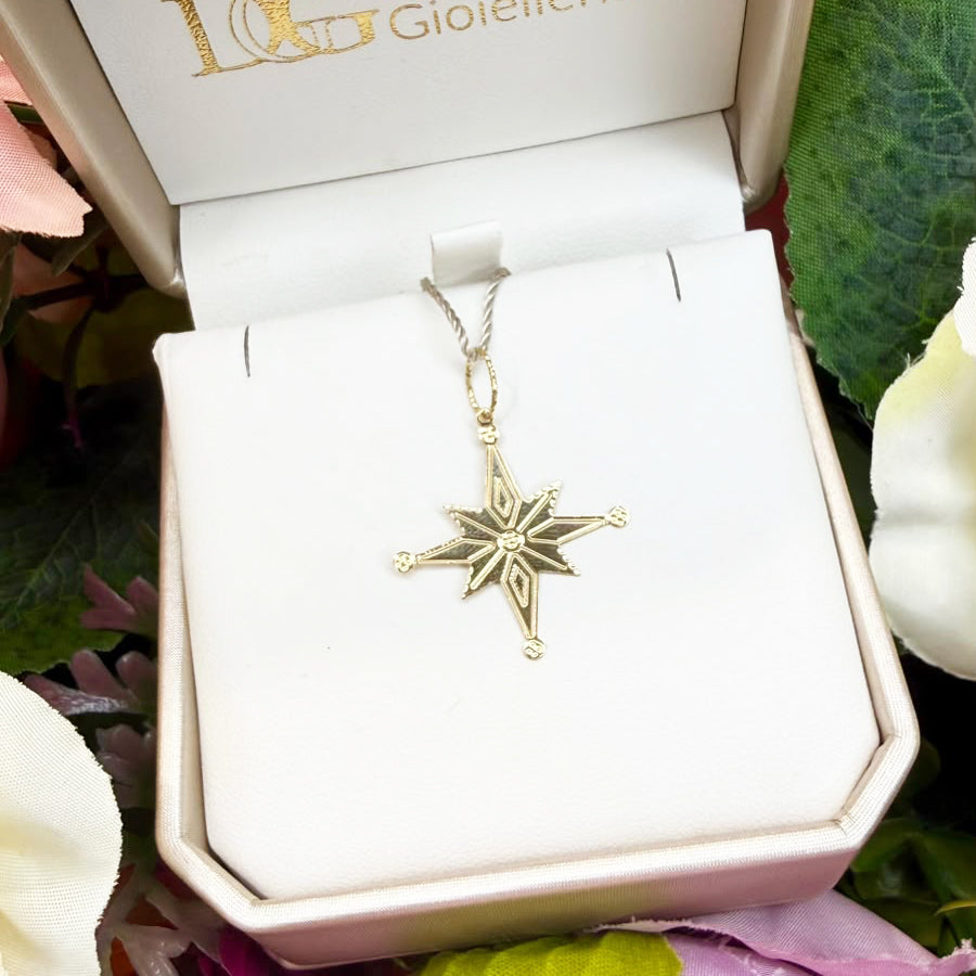 CIONDOLO ROSA DEI VENTI IN ORO GIALLO 18 KT (750)