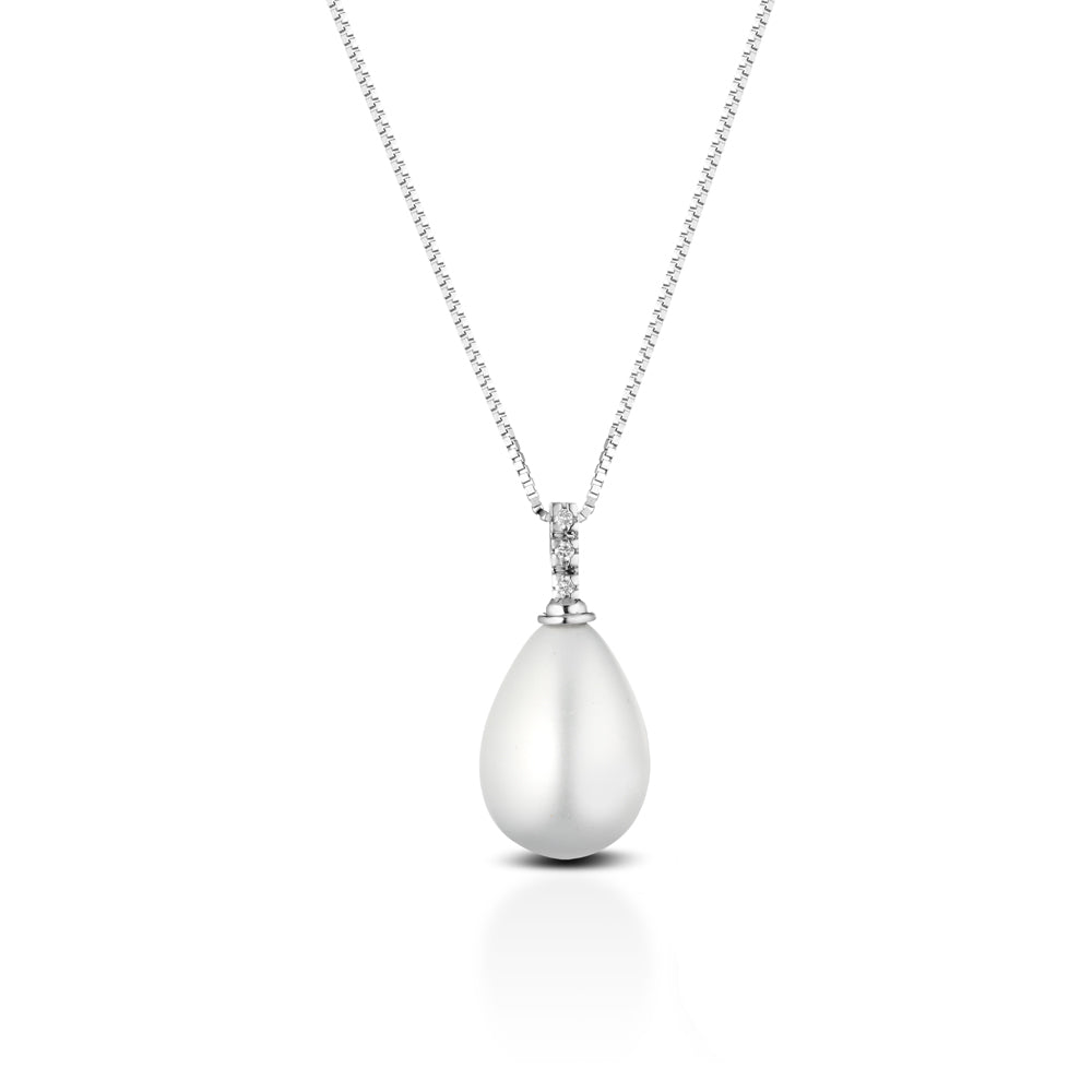 COLLANA IN ORO 18 CARATI CON DIAMANTI E MADREPERLA