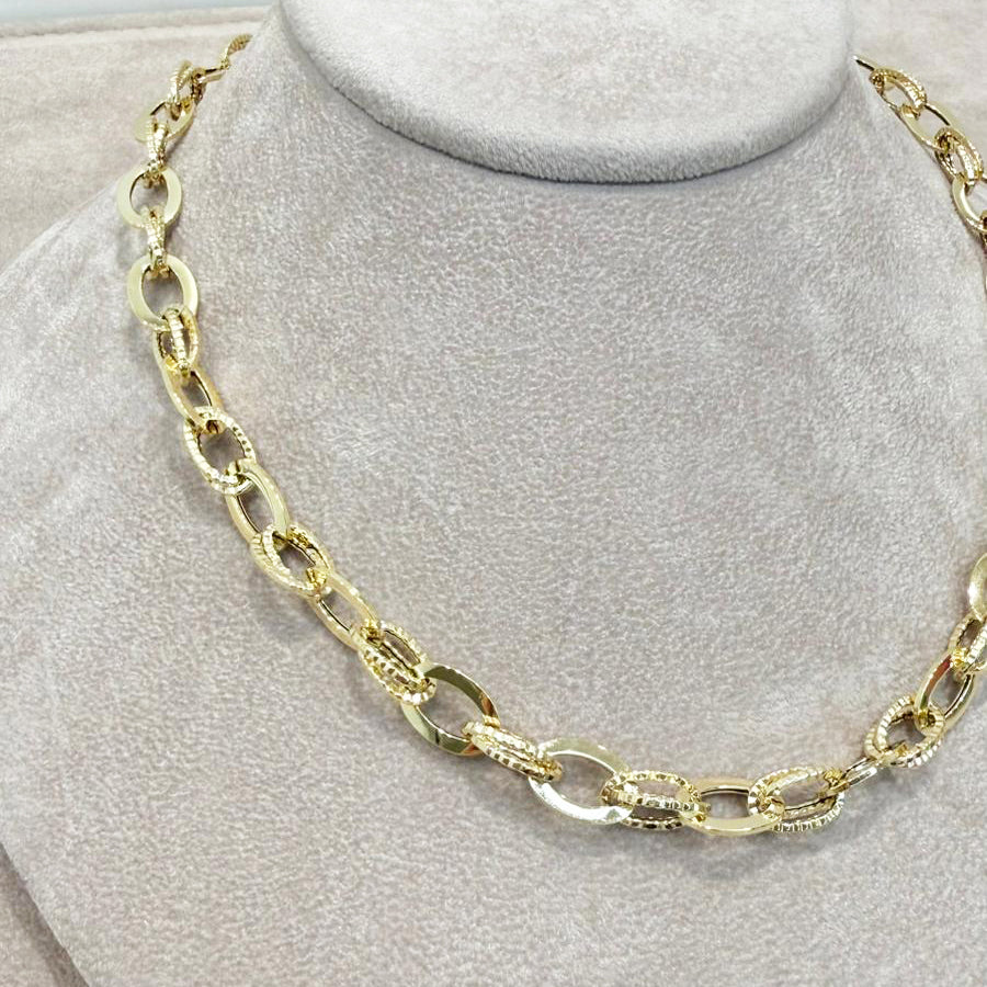 Collana con Maglie Ovali Alternate in Oro Giallo 18 KT