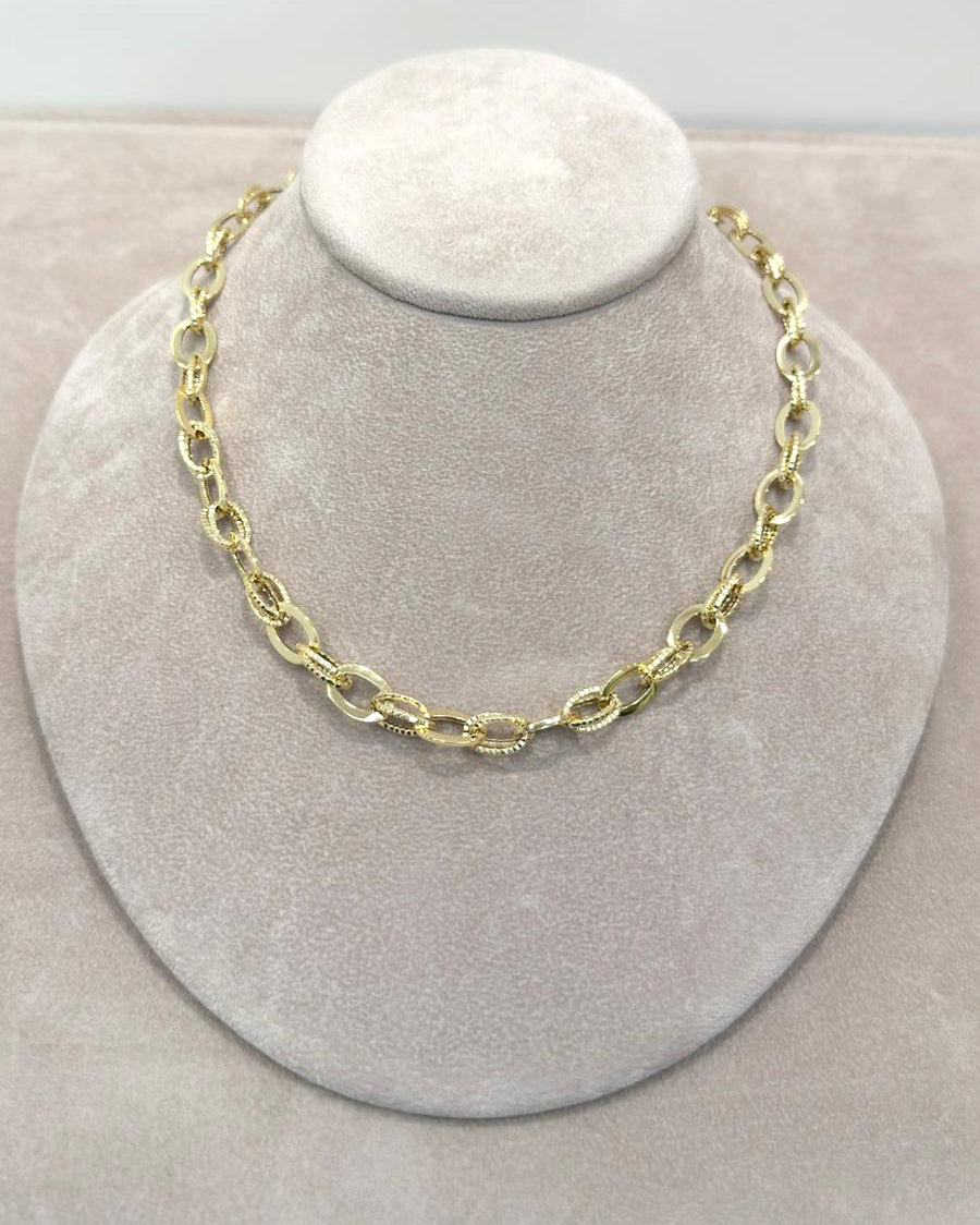 Collana con Maglie Ovali Alternate in Oro Giallo 18 KT