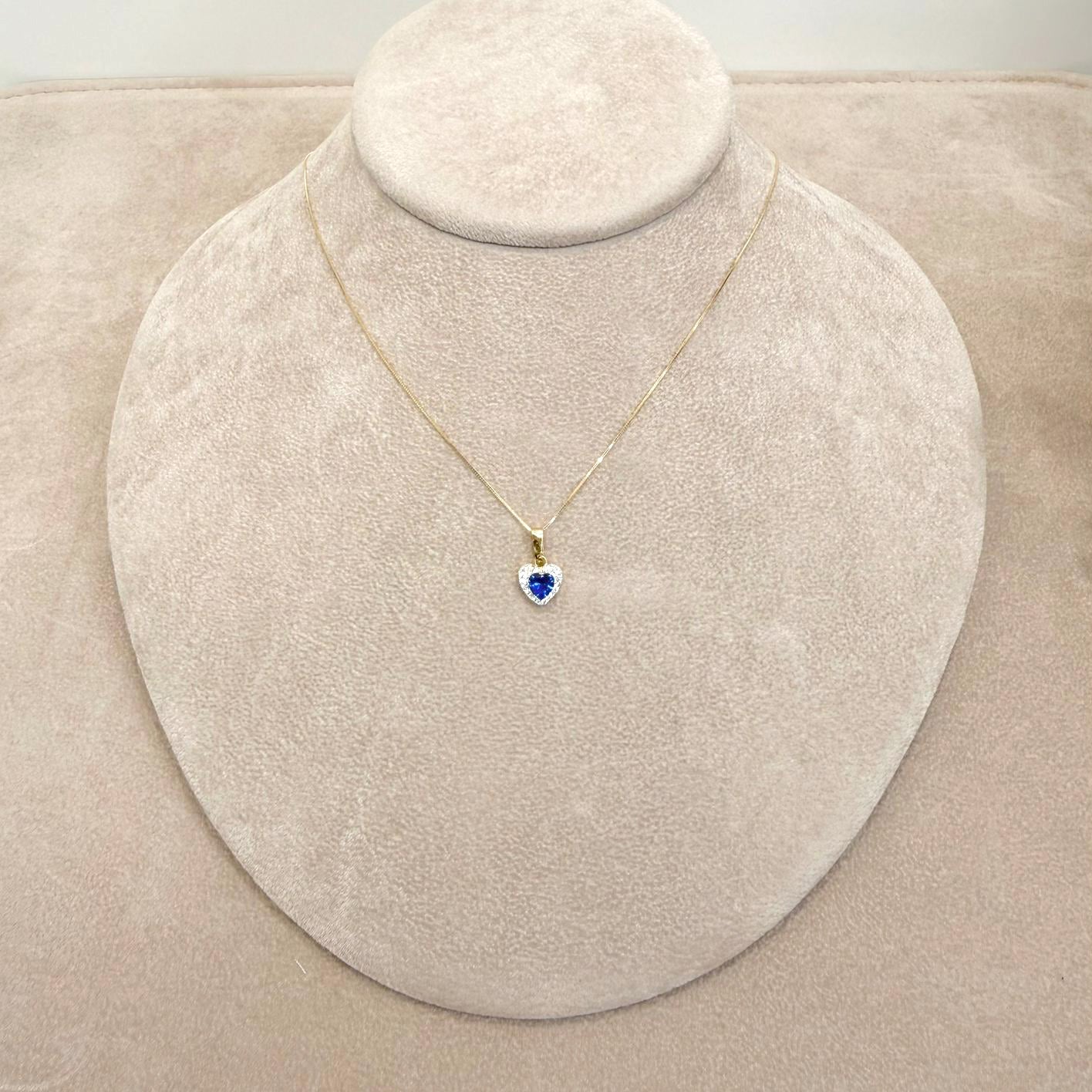 Collana in Oro Giallo 18 KT con Cuore Blu e Zirconi