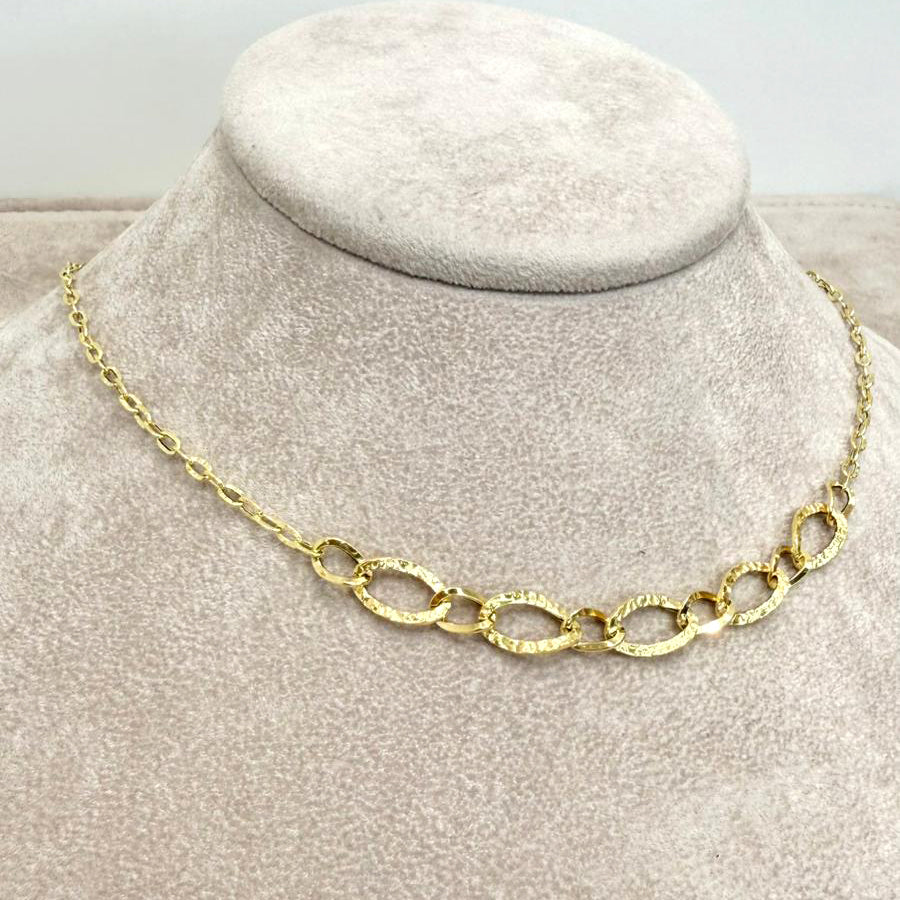 Collana a Maglie Ovali Lavorate in Oro Giallo 18 KT