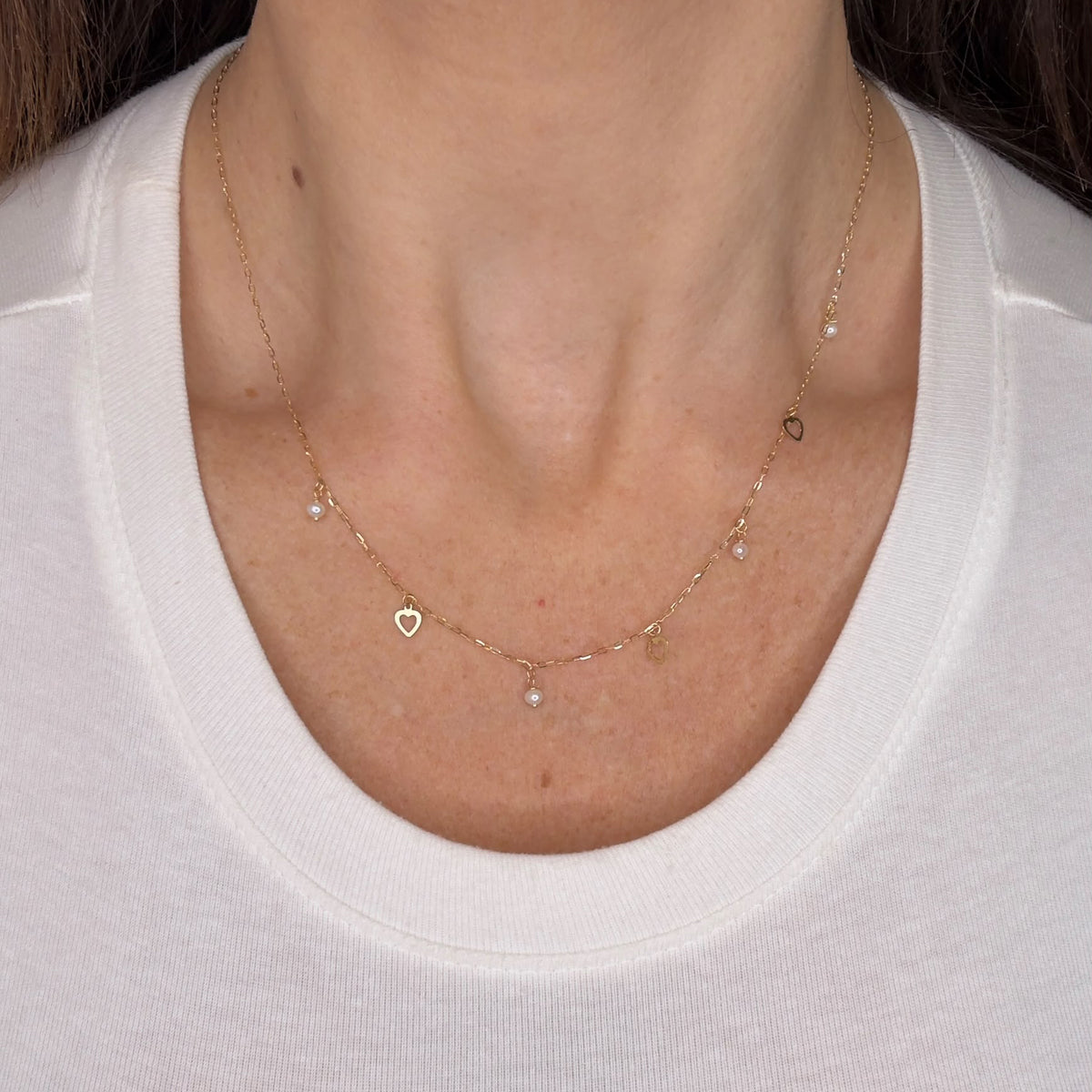 COLLANA CON CUORI E PERLE IN ORO GIALLO 18 KT (750)