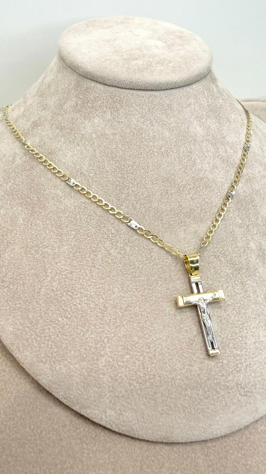 COLLANA DA UOMO CON CROCE CROCIFISSO IN ORO 18 KT
