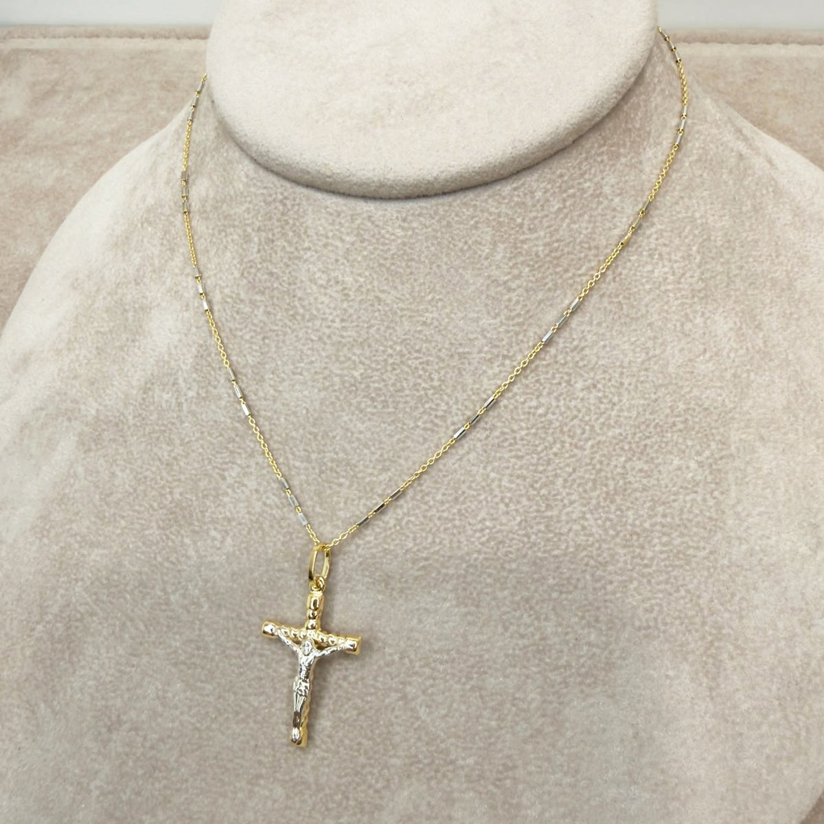 Collana Uomo con Crocifisso Bicolore in Oro 18 KT (750)