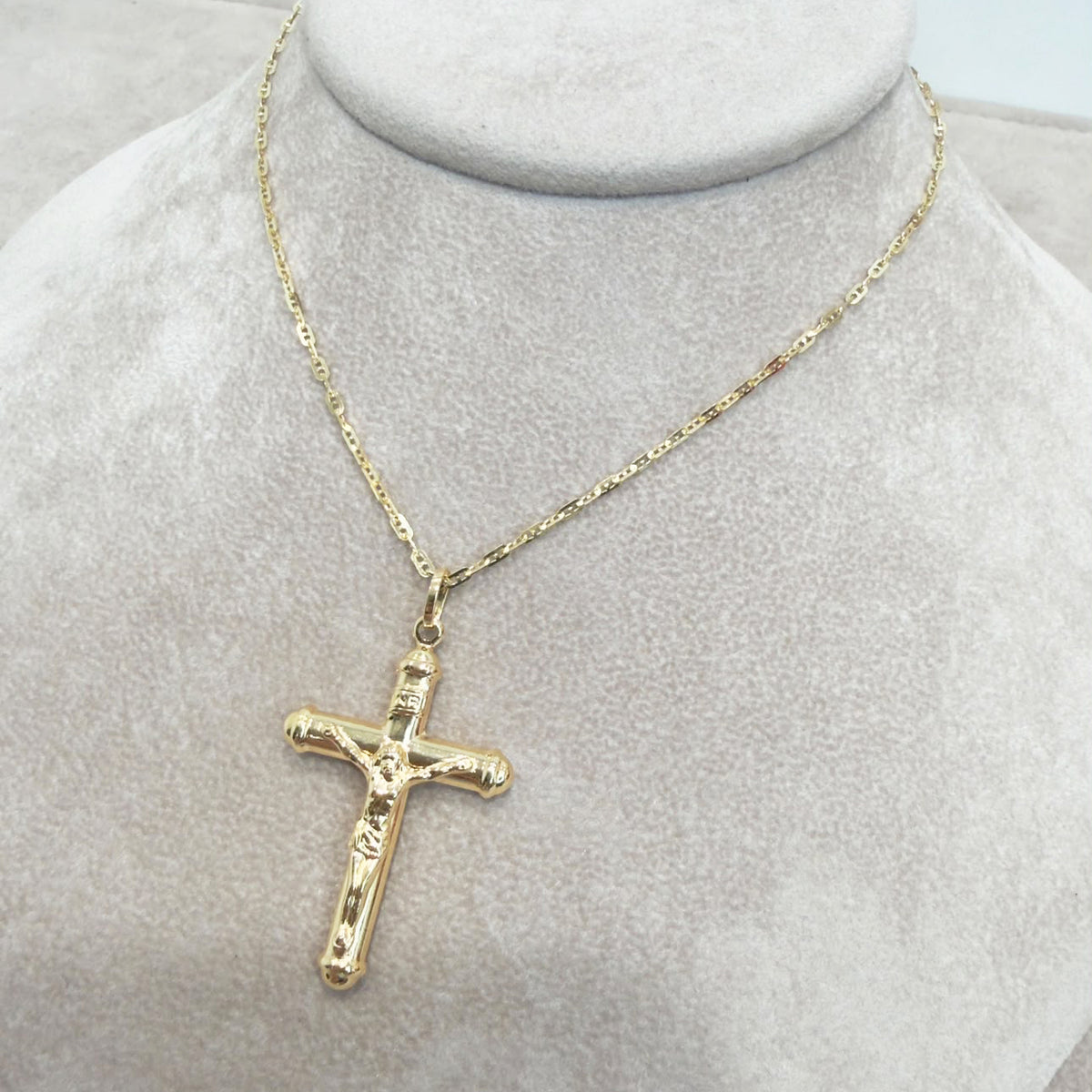 COLLANA UOMO CON CROCIFISSO IN ORO GIALLO 18 KT (750)