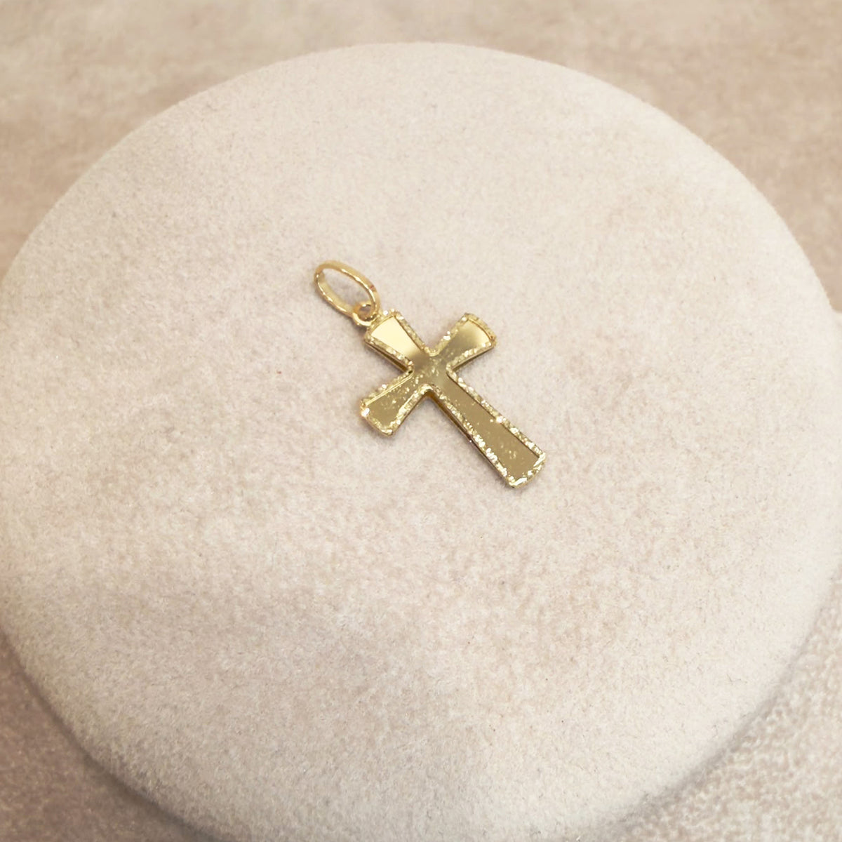 PENDENTE CROCE UNISEX IN ORO GIALLO 18 KT (750)
