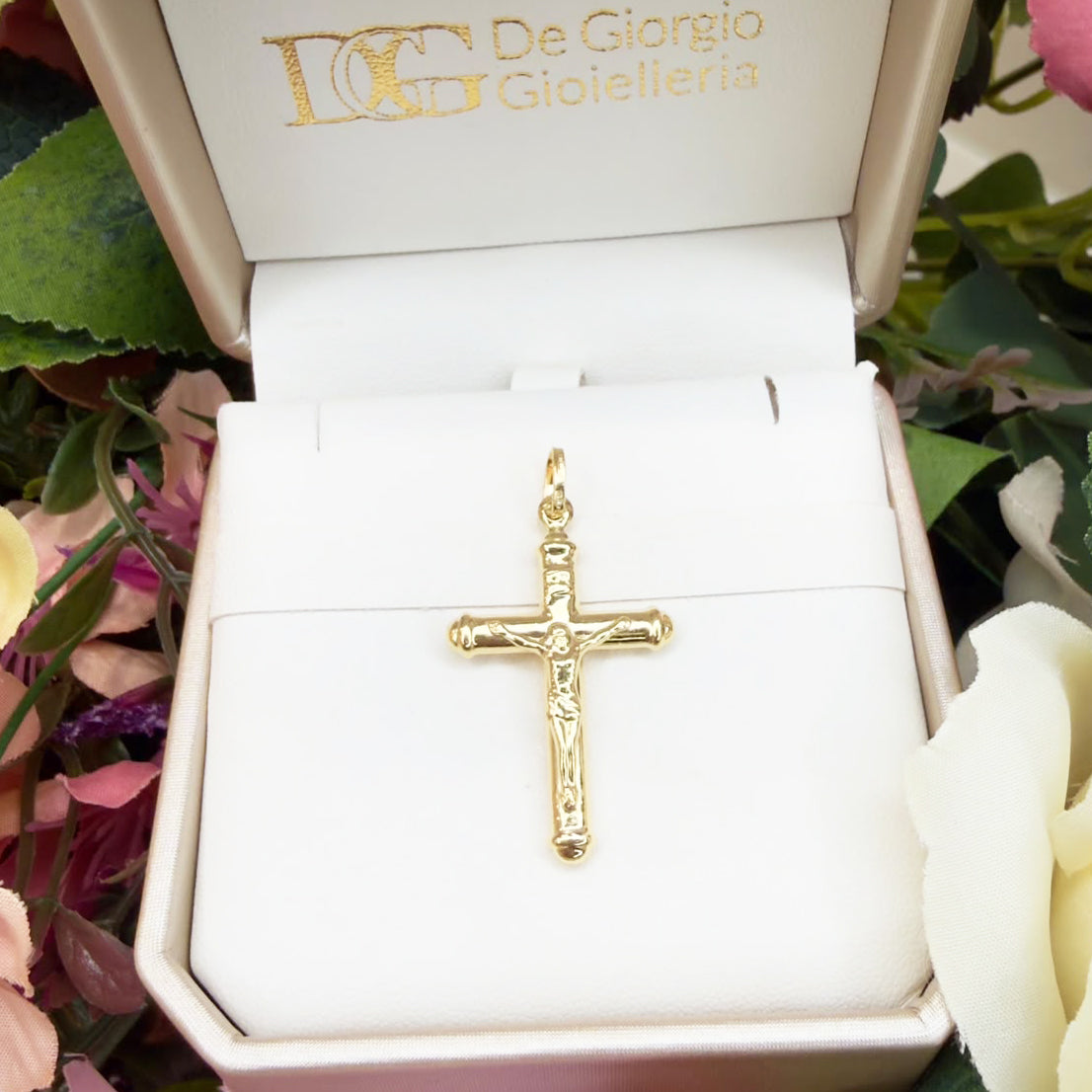 CROCE IN ORO GIALLO 18 KT (750) CON CRISTO