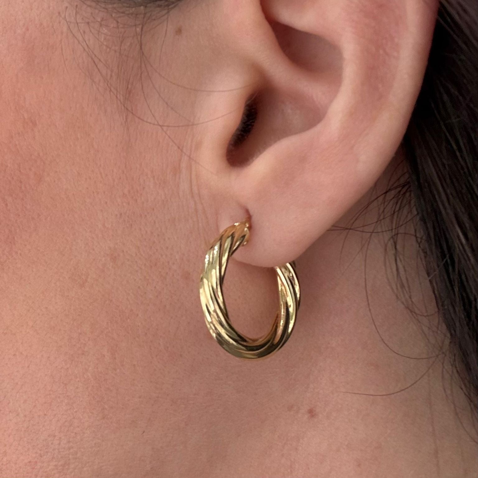 Orecchini a cerchio torchon in oro giallo 18KT (750) – Made in Italy