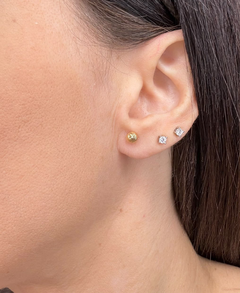 ORECCHINI A SFERA DIAMANTATA IN ORO GIALLO 18 KT (750)